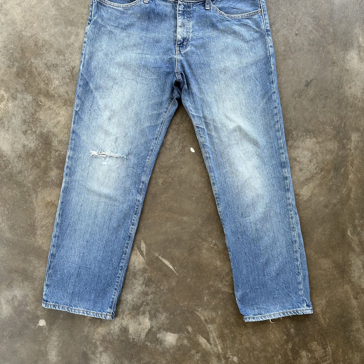 Japanese Brand Vintage Japanese Distressed Jean Faded Denim Pant W36 Size US 36 / EU 52 - 2 Thumbnail