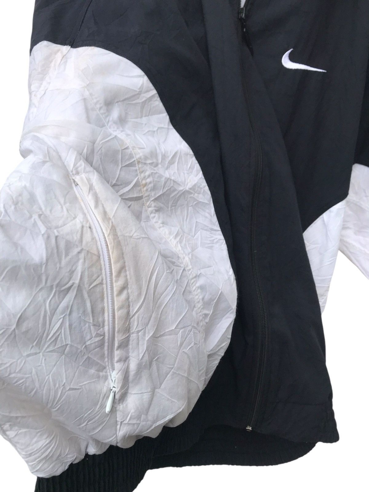 Nike Vintage 90s Nike Swoosh Colourblock Big Logo Windbreaker Size US XL / EU 56 / 4 - 24 Thumbnail