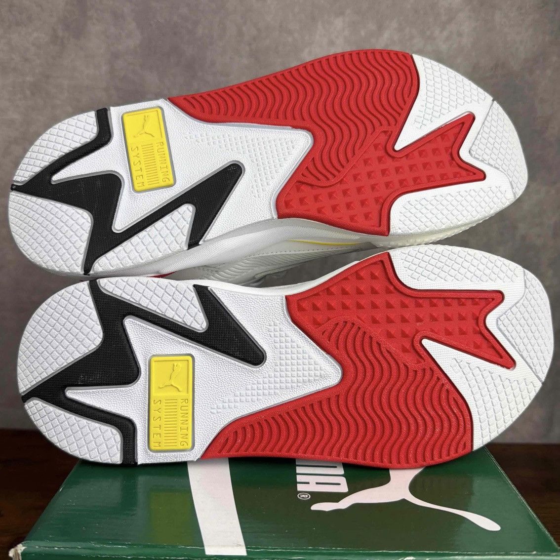 Ferrari × Puma NEW Puma RS-X Trophy Scuderia Ferrari White Rosso 370581-01 Size US 9 / EU 42 - 7 Thumbnail