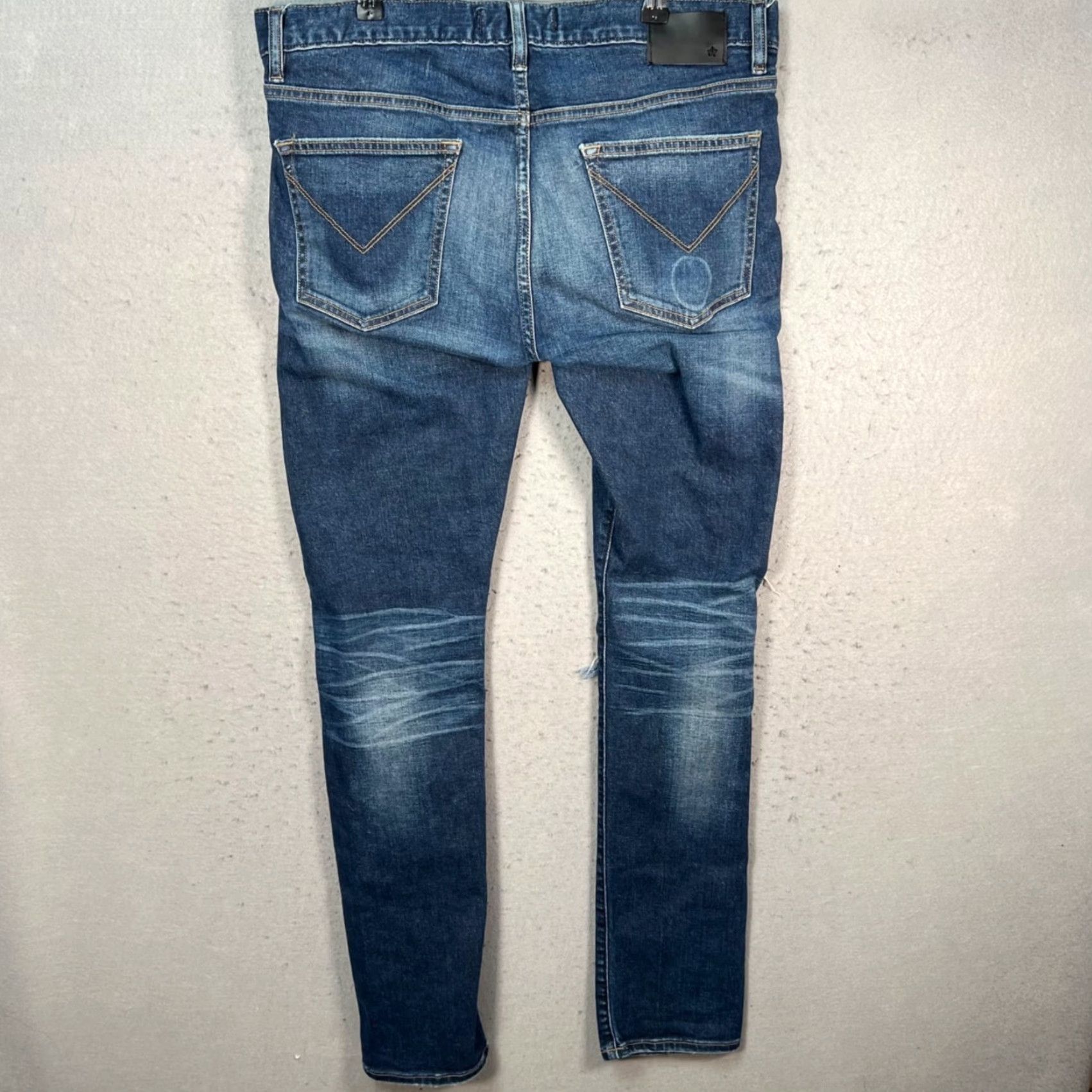 John Varvatos John Varvatos Jeans Skinny Distressed 33 Mens Blue Denim 5-Pocket Unwashed Vintage No N/A Size US 33 - 2 Thumbnail