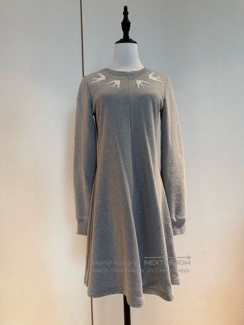 Alexander McQueen Alexander Mcqueen Swallow Sweatshirt Skirt Size S / US 4 / IT 40 - 1 Thumbnail