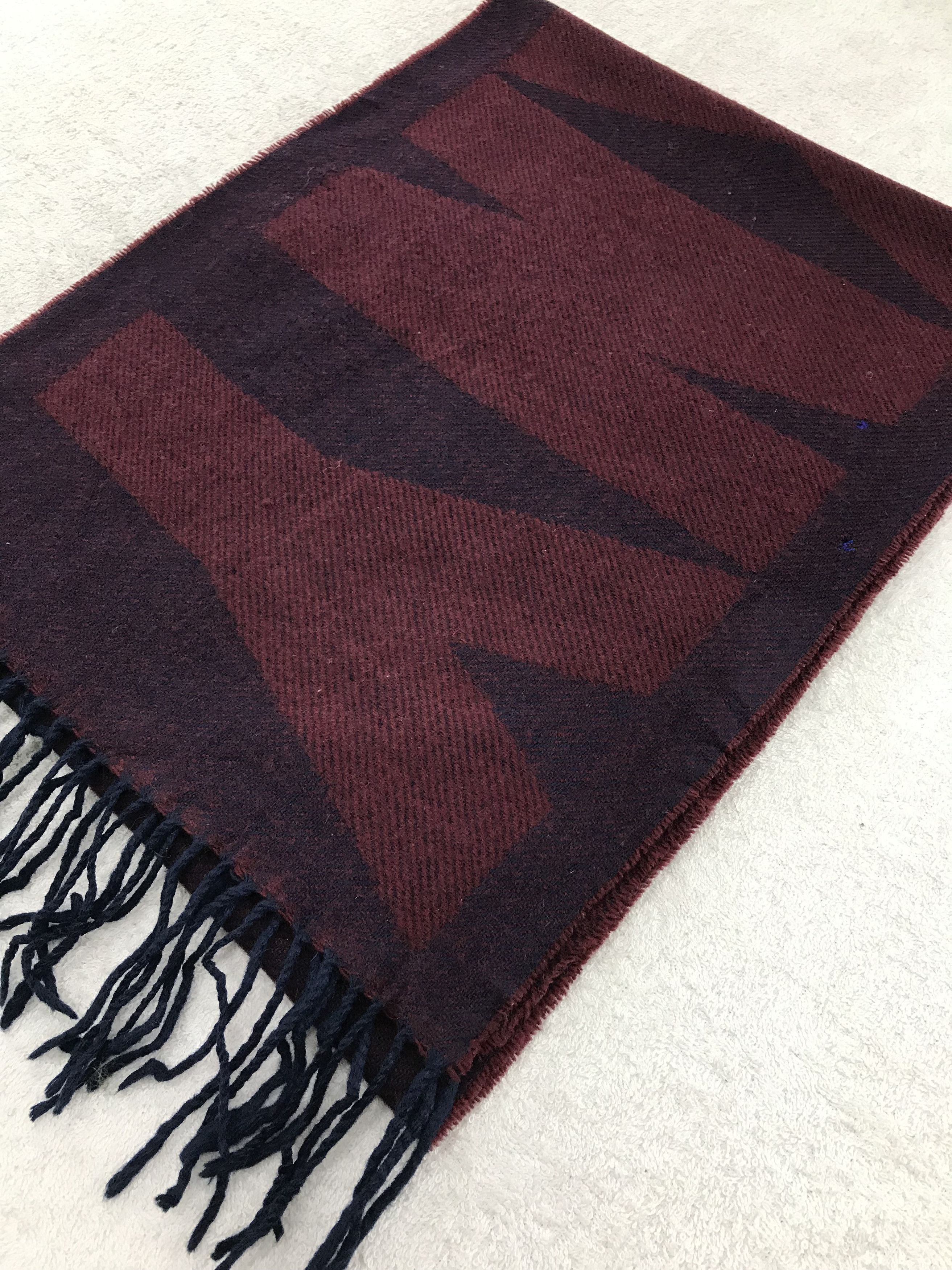 DKNY DKNY Scarf / Muffler / Neckwear - WW1127 Size ONE SIZE - 3 Thumbnail