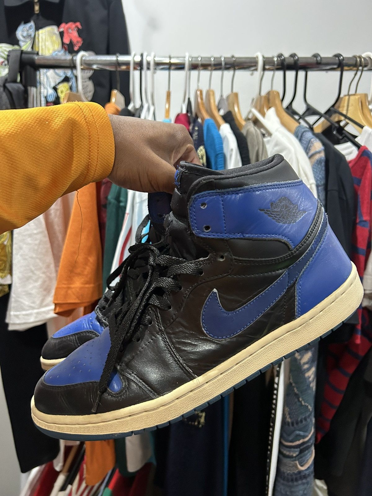 Jordan Brand Air Jordan 1 retro Royal 2001 Size US 10.5 / EU 43-44 - 4 Thumbnail