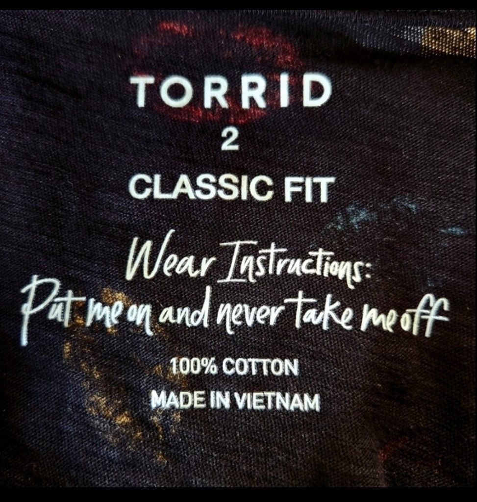 Torrid TORRID ☆ MUTI-COLOR KISSES ☆ CLASSIC SLUB TEE ☆ 3x ☆ NWOT Size 3XL / US 20-22 - 6 Thumbnail