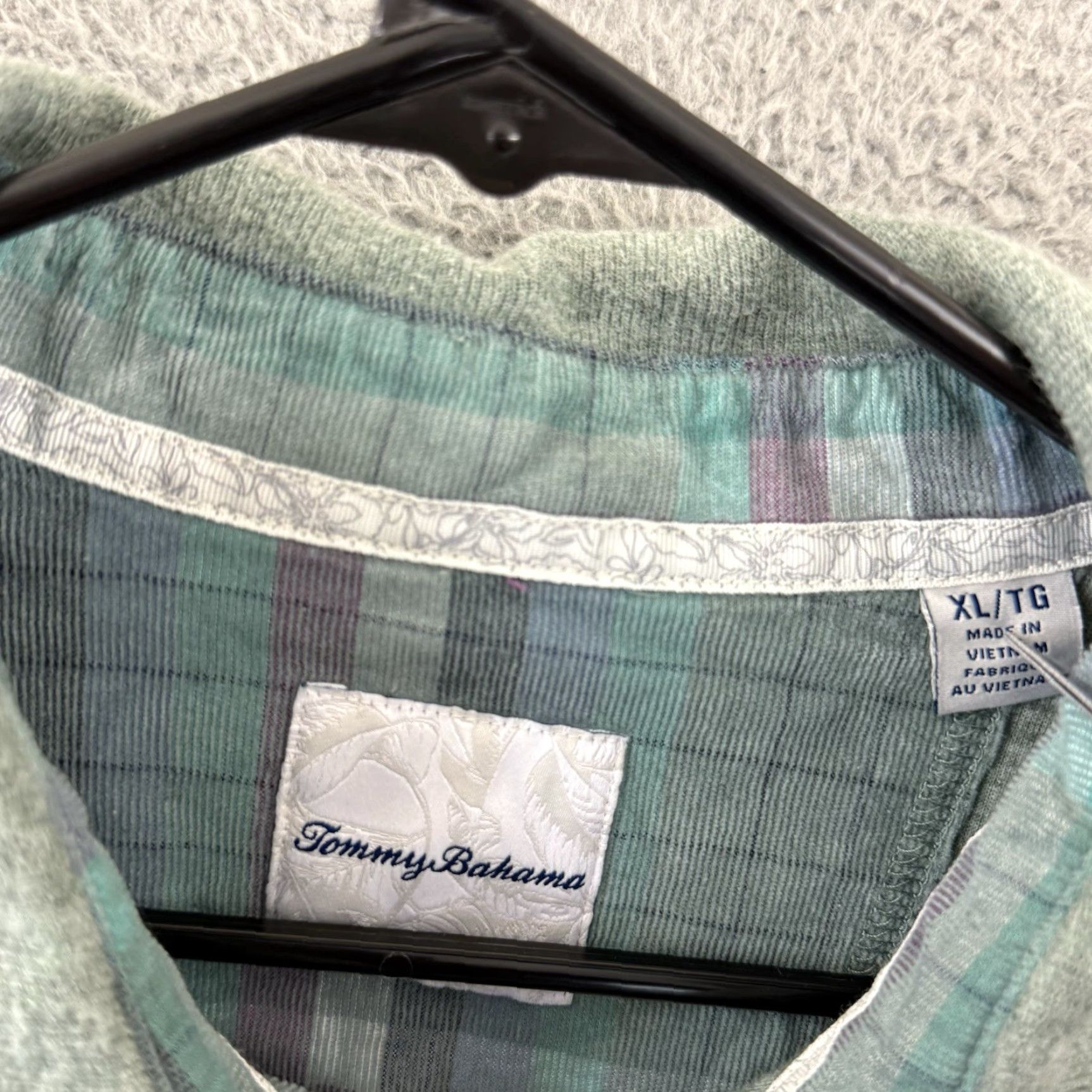 Tommy Bahama Tommy Bahama Sweater Men's XL Green Long Sleeve Pullover Preppy Button Crewneck Casual Knit Size US XL / EU 56 / 4 - 6 Thumbnail