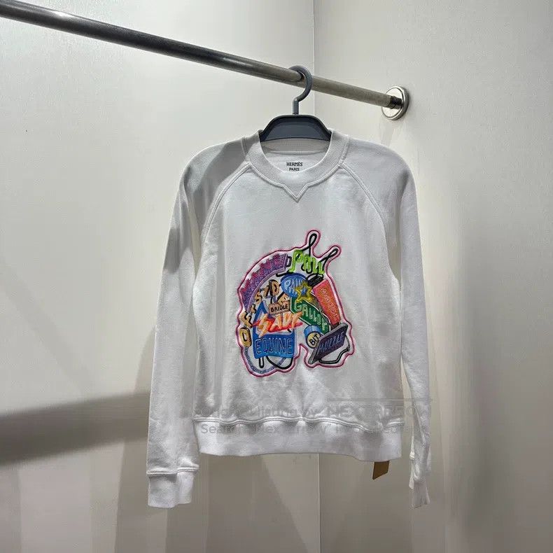 Hermes Hermes Letter Embroidery Color Block Crewneck Sweater Size XS / US 0-2 / IT 36-38 - 1 Thumbnail