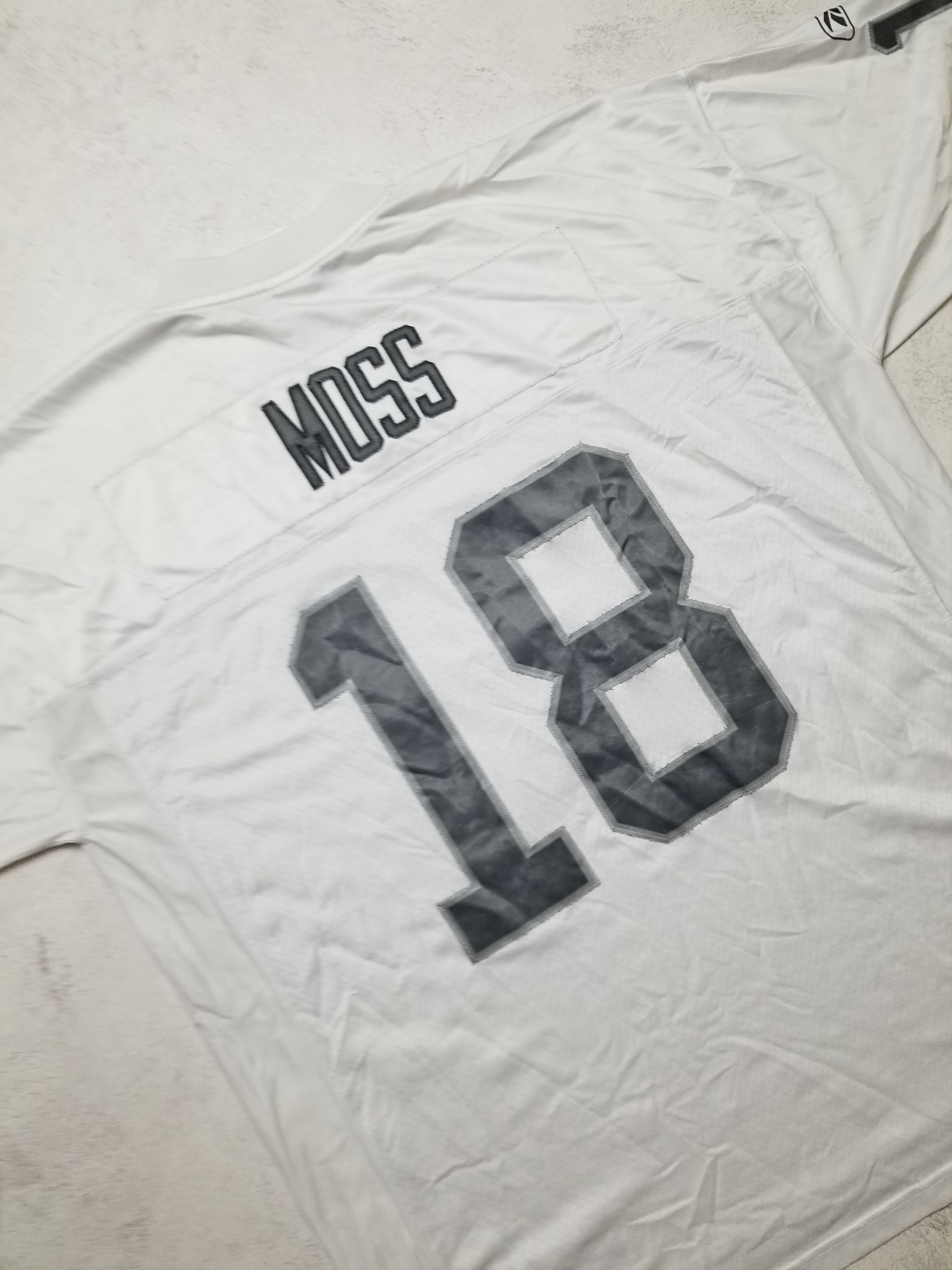Reebok Randy Moss Oakland Raiders #18 Reebok Sewn Jersey Size US XXL / EU 58 / 5 - 4 Thumbnail