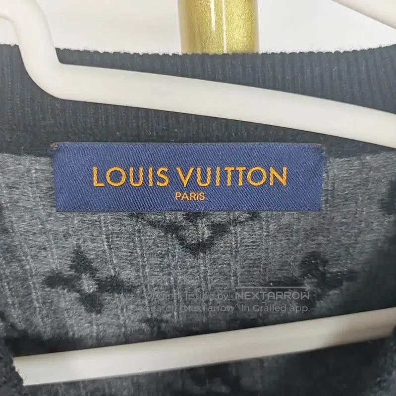 Louis Vuitton Louis Vuitton Black Cashmere Knit Sweater . Size L / US 10 / IT 46 - 2 Thumbnail