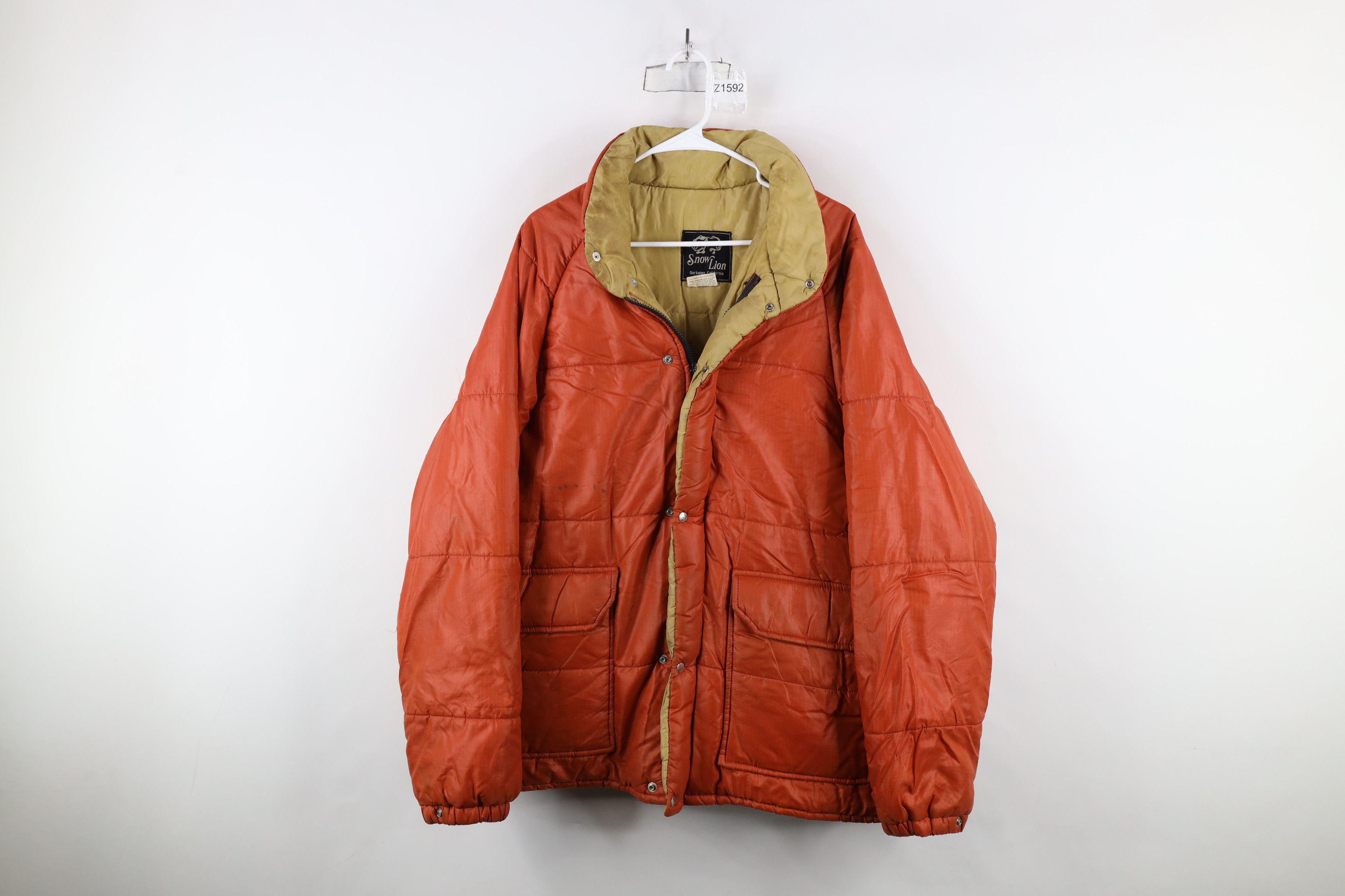 Vintage Vintage 70s Streetwear Winter Puffer Jacket Orange USA Size US XL / EU 56 / 4 - 1 Thumbnail