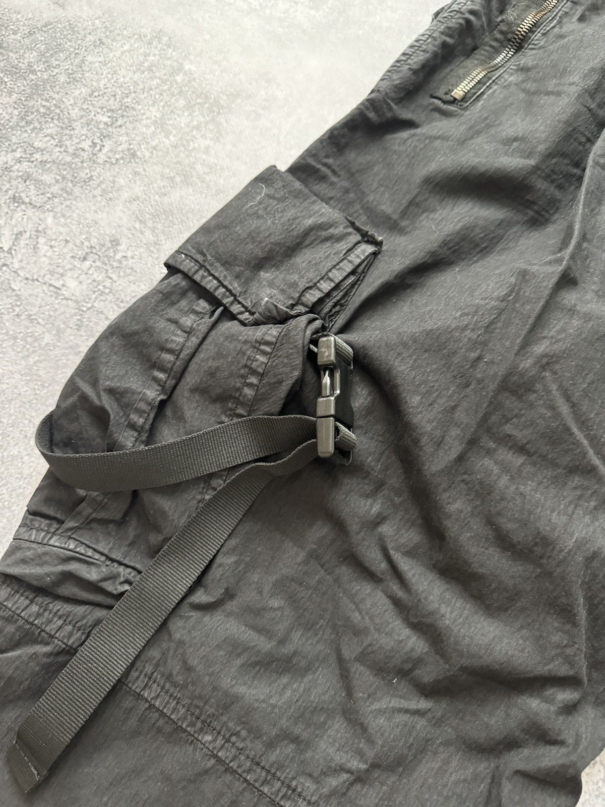 Off-White Off-White Parachute Cargo Pants “Cargo Pant” Black size 32 Size US 32 / EU 48 - 17 Thumbnail
