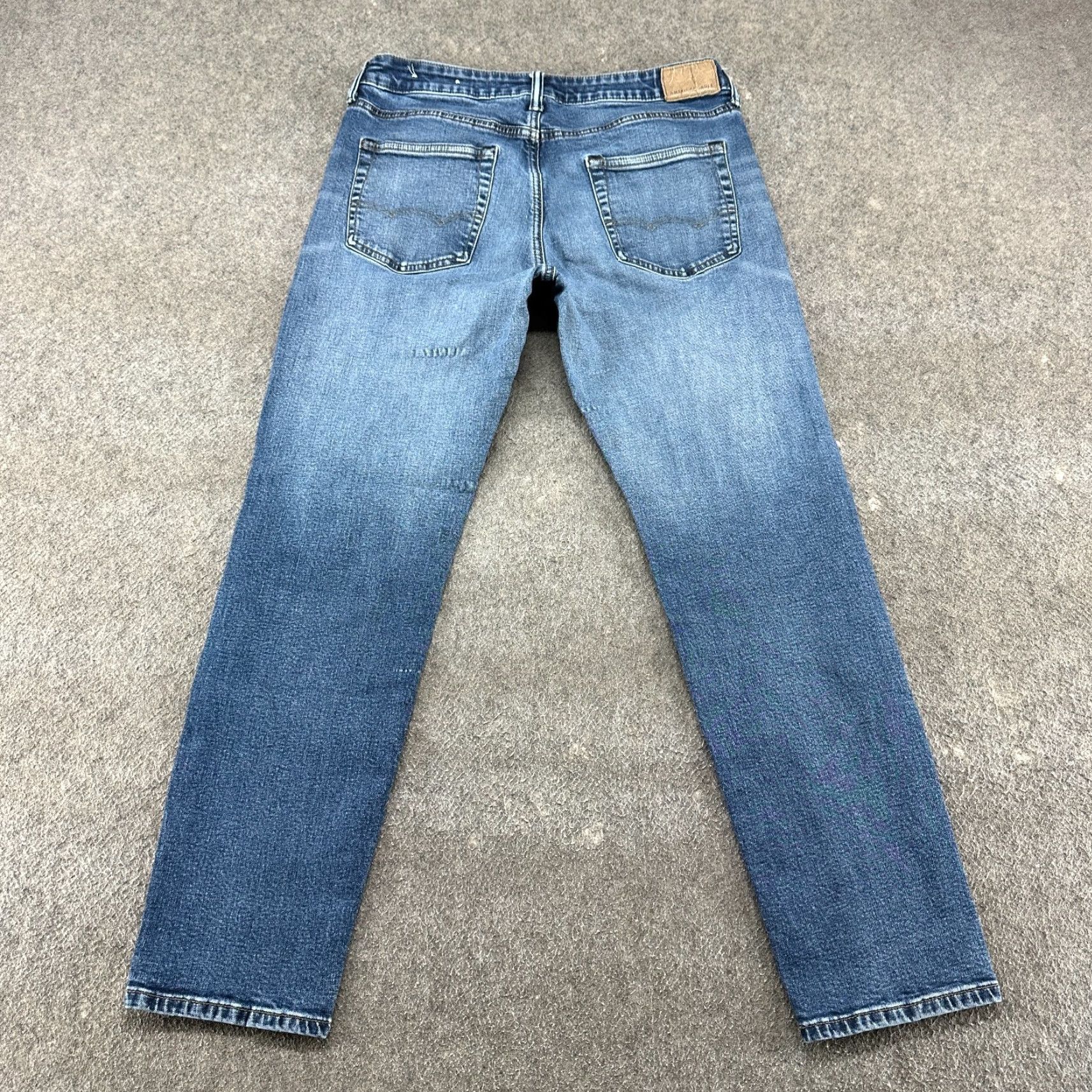American Eagle Outfitters American Eagle Outfitters Jeans Mens 33x32 Blue Athletic Fit Medium Wash Airflex Plus Denim Straight 5-Pocket Zipper Pocket Mens Regular Size US 33 - 7 Thumbnail