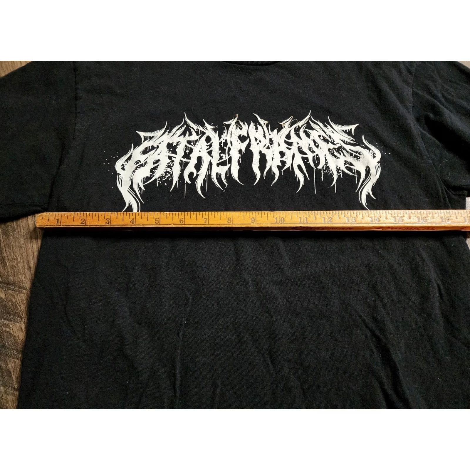 Gildan Mens M Fatal Frames Death Deathcore Metal Band T Shirt Distressed Black Gildan Cotton Short Sleeve Crew Neck T-Shirt Yes No Size US M / EU 48-50 / 2 - 4 Thumbnail