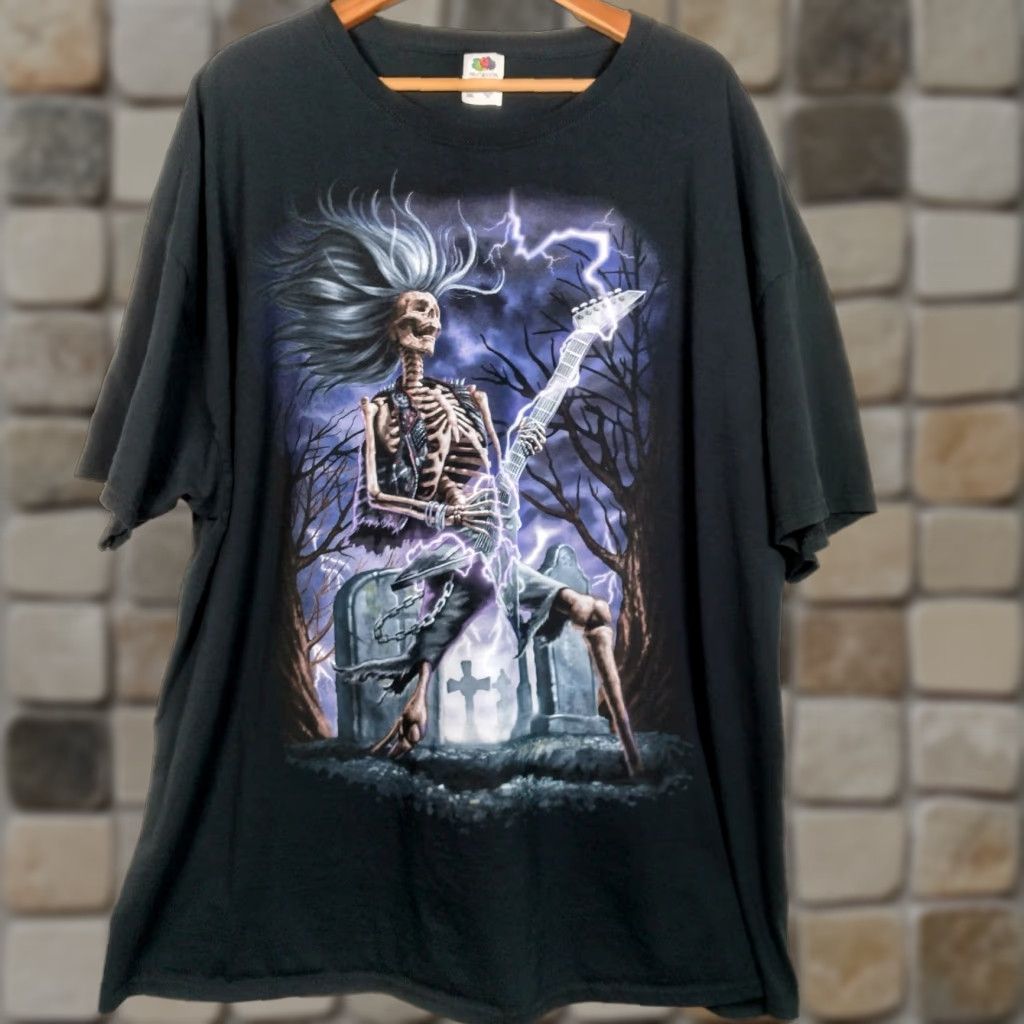 Fruit Of The Loom Skeleton Electric Guitar Shirt 3XL Men Graveyard Heavy Metal Halloween Lightning Size US XXL / EU 58 / 5 - 1 Thumbnail