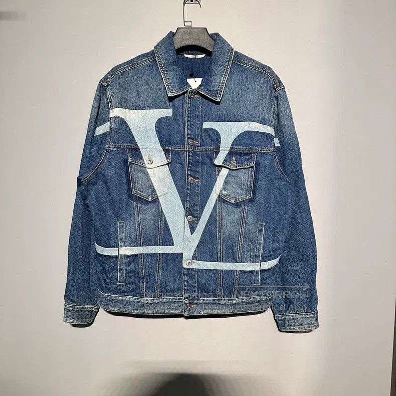Valentino Valentino Classic big LOGO washed denim jacket Size US M / EU 48-50 / 2 - 1 Thumbnail