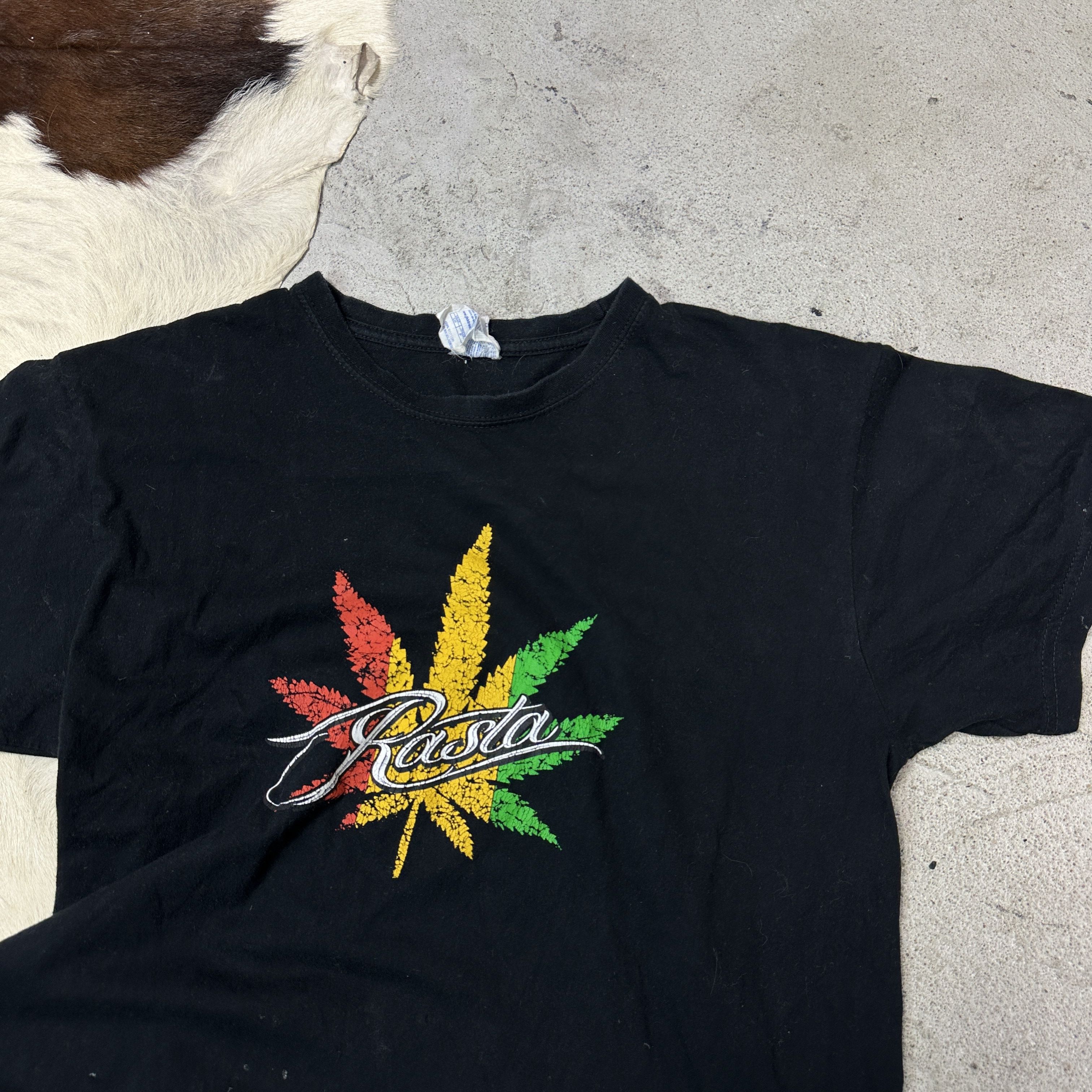 Vintage Vintage Streetwear Rasta Reggae Printed T-shirt Y2K Size US S / EU 44-46 / 1 - 4 Thumbnail