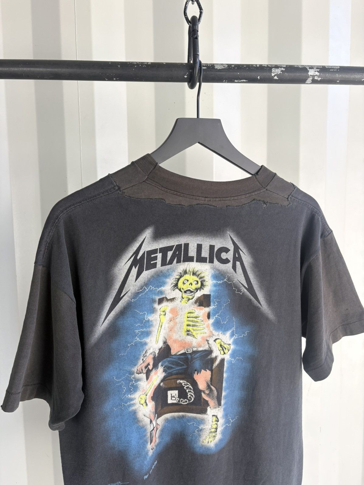 Band Tees Thrashed Metallica Repaired Distressed Faded Shirt GRUNGE Size US XL / EU 56 / 4 - 5 Thumbnail