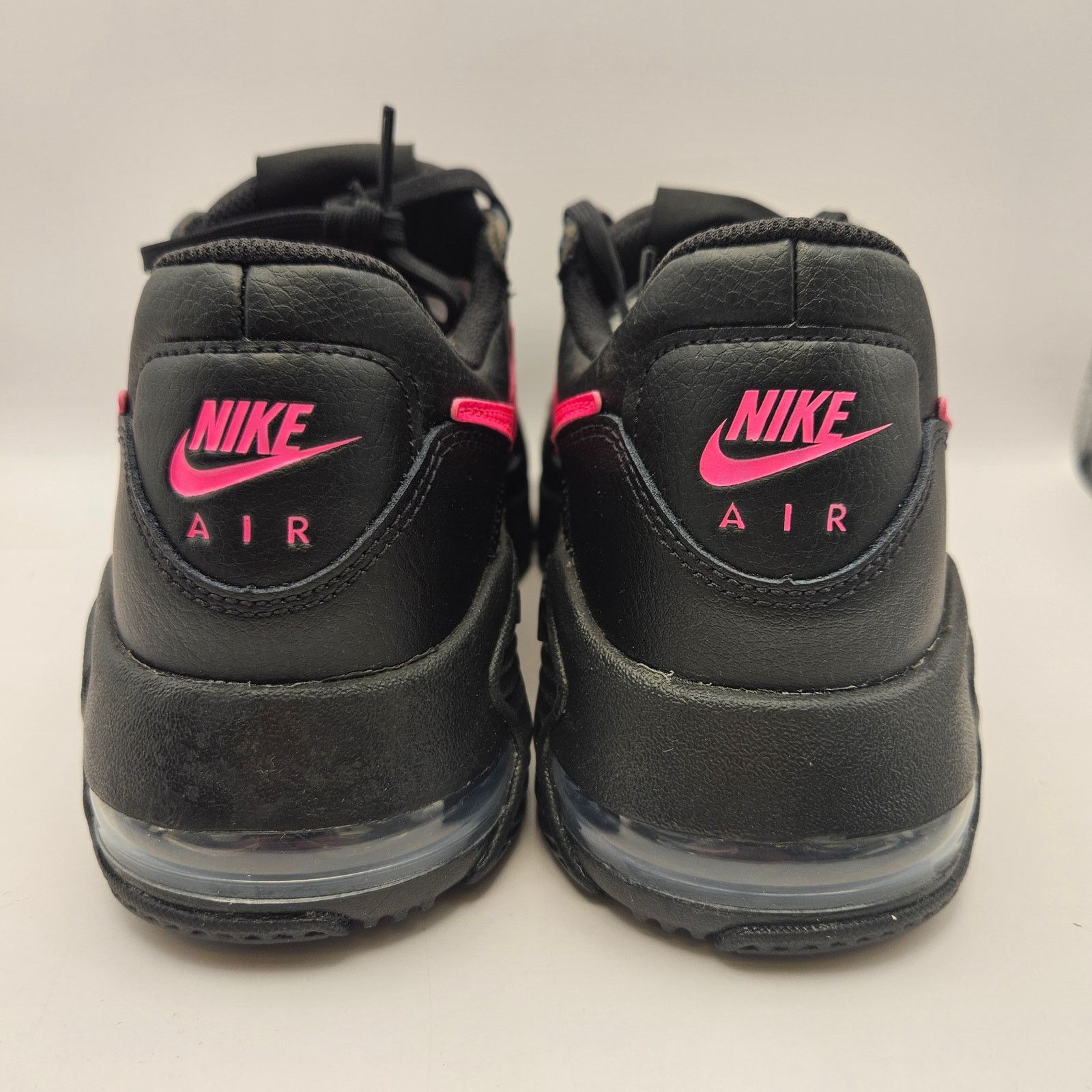 Nike NIKE WOMEN'S 8.5 AIR MAX EXCEE BLACK PINK BLAST RUNNING SHOE Size US 8.5 / IT 38.5 - 3 Thumbnail