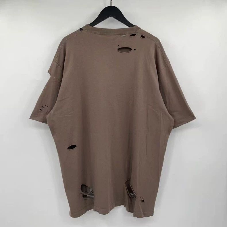 Balenciaga Balenciaga Torn Letter Short Sleeve Size US XS / EU 42 / 0 - 2 Thumbnail