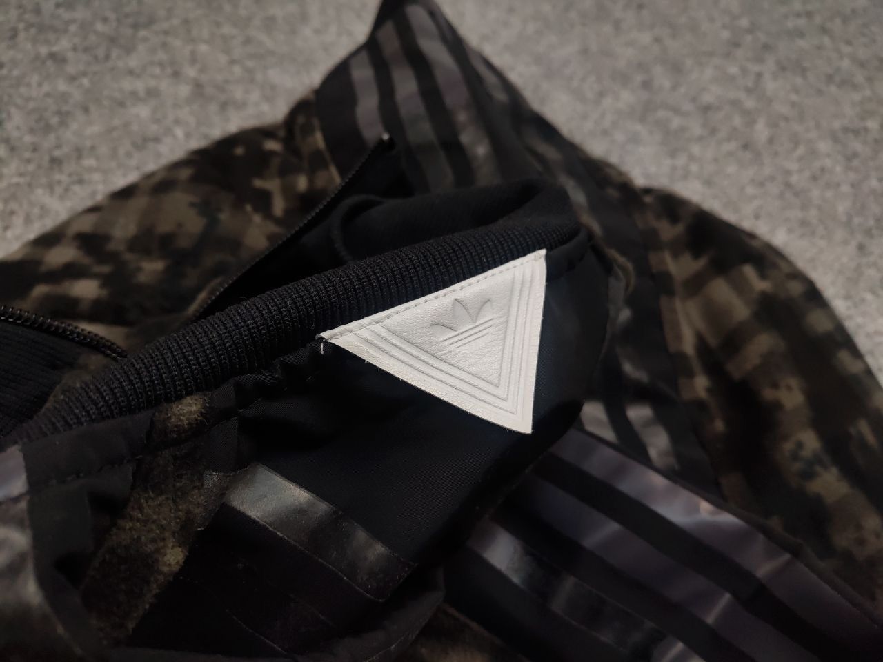 Adidas × White Mountaineering Adidas Originals White Mountaineering fleece Light Jacket Size US S / EU 44-46 / 1 - 14 Thumbnail