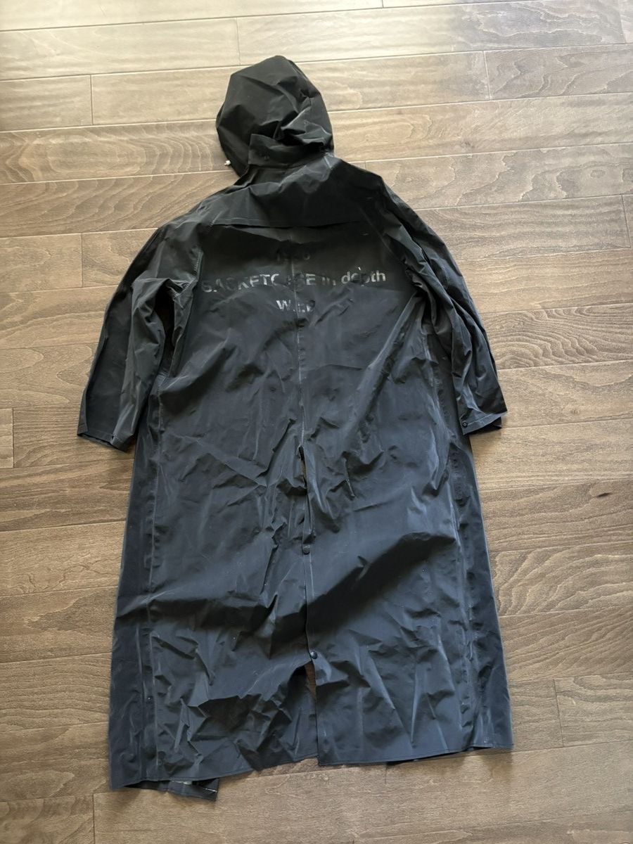 basketcase gallery Basketcase gallery rain coat Size US S / EU 44-46 / 1 - 2 Thumbnail