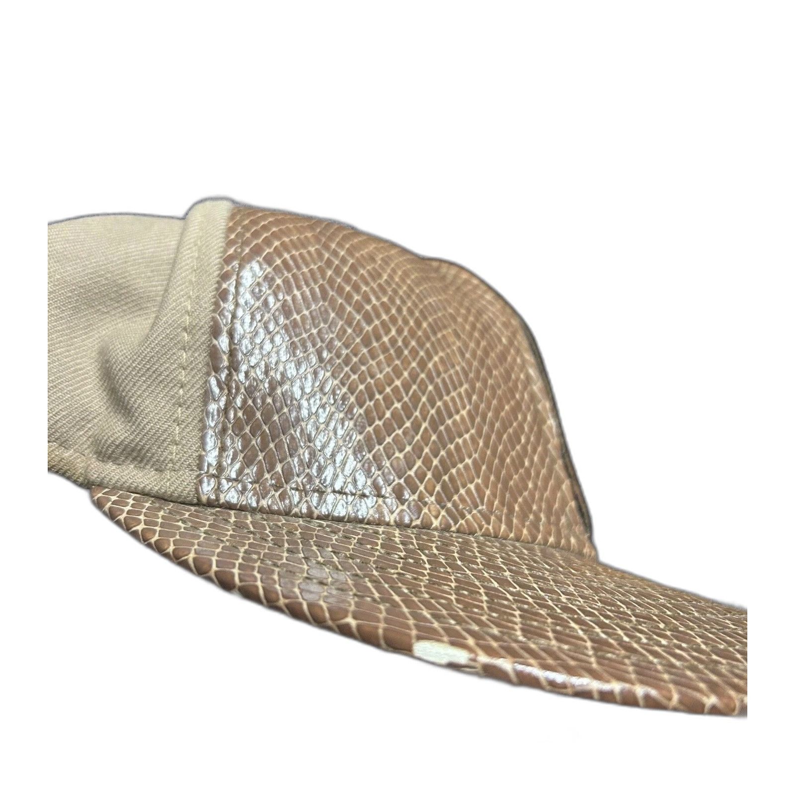 New Era Rare Y2K Quicksilver New Era Brown Faux Leather Hat Camo Size ONE SIZE - 7 Thumbnail