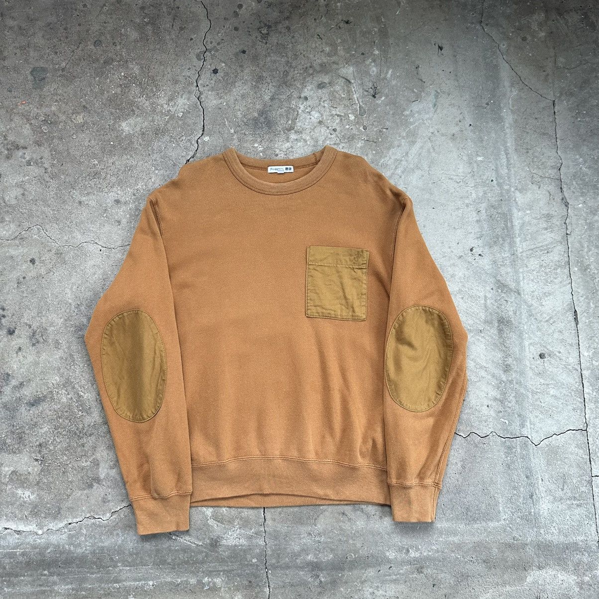 JW Anderson × Uniqlo JW Anderson Uniqlo men’s crewneck sweatshirt pullover size M Size US M / EU 48-50 / 2 - 3 Thumbnail