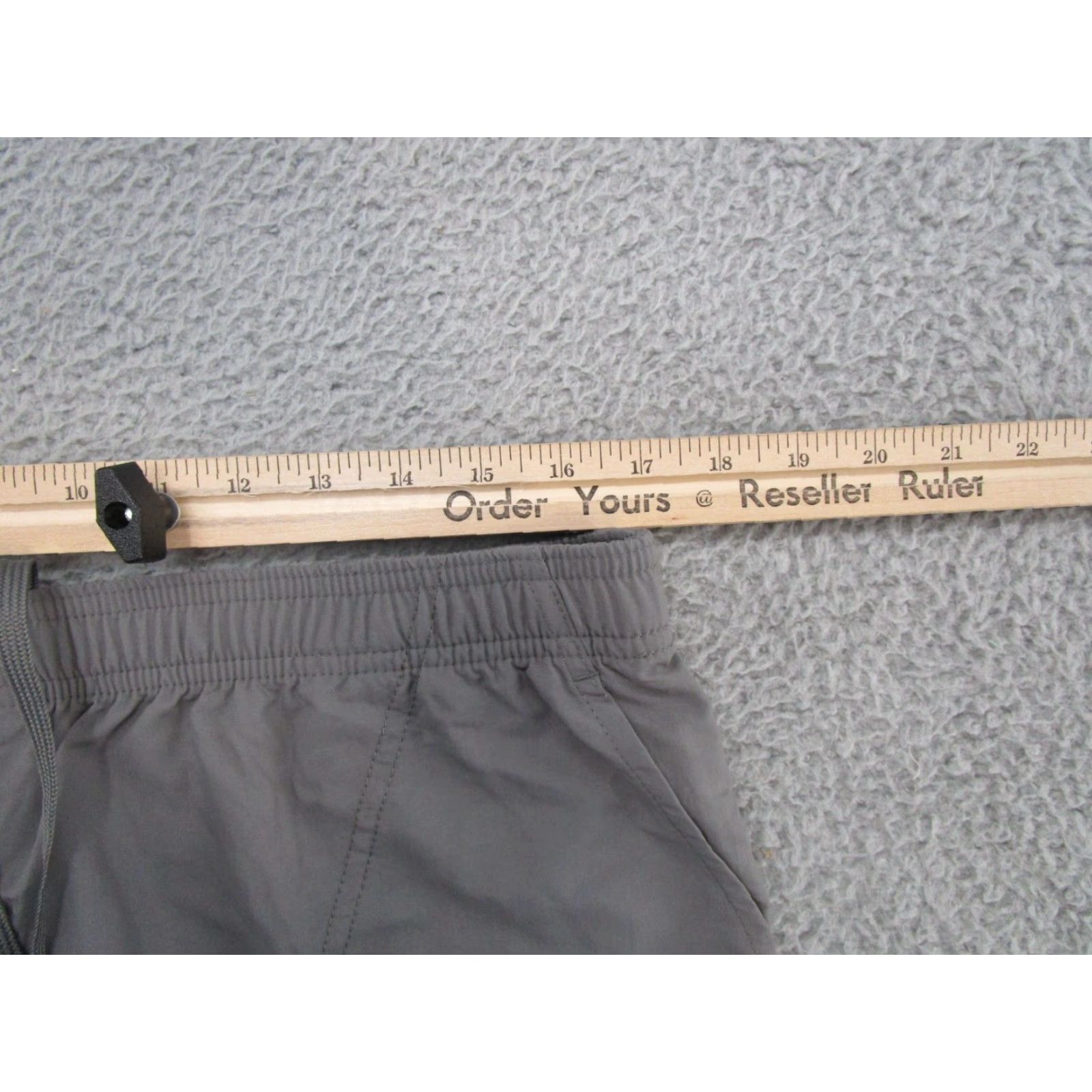 Vintage Columbia Shorts Elastic Waist Gray Women's Size Large Outdoor Hiking Drawstring Size 36" / US 14 / IT 50 - 4 Thumbnail