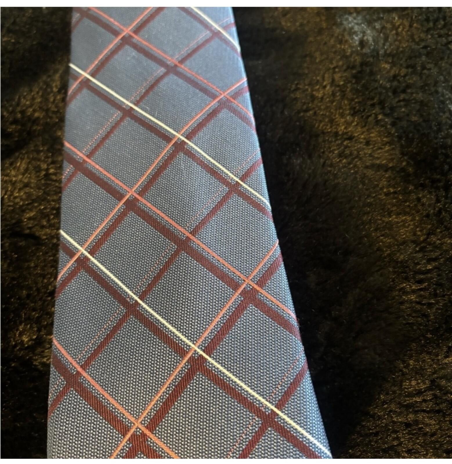 Michael Kors ( Michael Kors) Blue and Red Plaid Men's Tie Size ONE SIZE - 3 Thumbnail