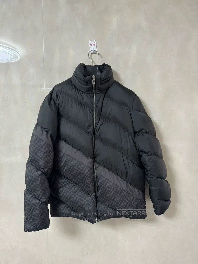 Fendi Fendi Oversized High-Neck Patchwork Zip-Up Long-Sleeve Jac Size US S / EU 44-46 / 1 - 1 Thumbnail