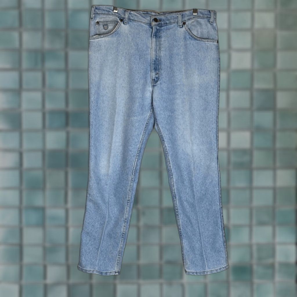Levi's VINTAGE Levi's Silver Medal Jeans Mens W38 L30 Blue Denim Light Wash Skater Jeans Mens - Size 38 — Blue Denim Light Wash Straight Leg Size US 38 / EU 54 - 1 Thumbnail