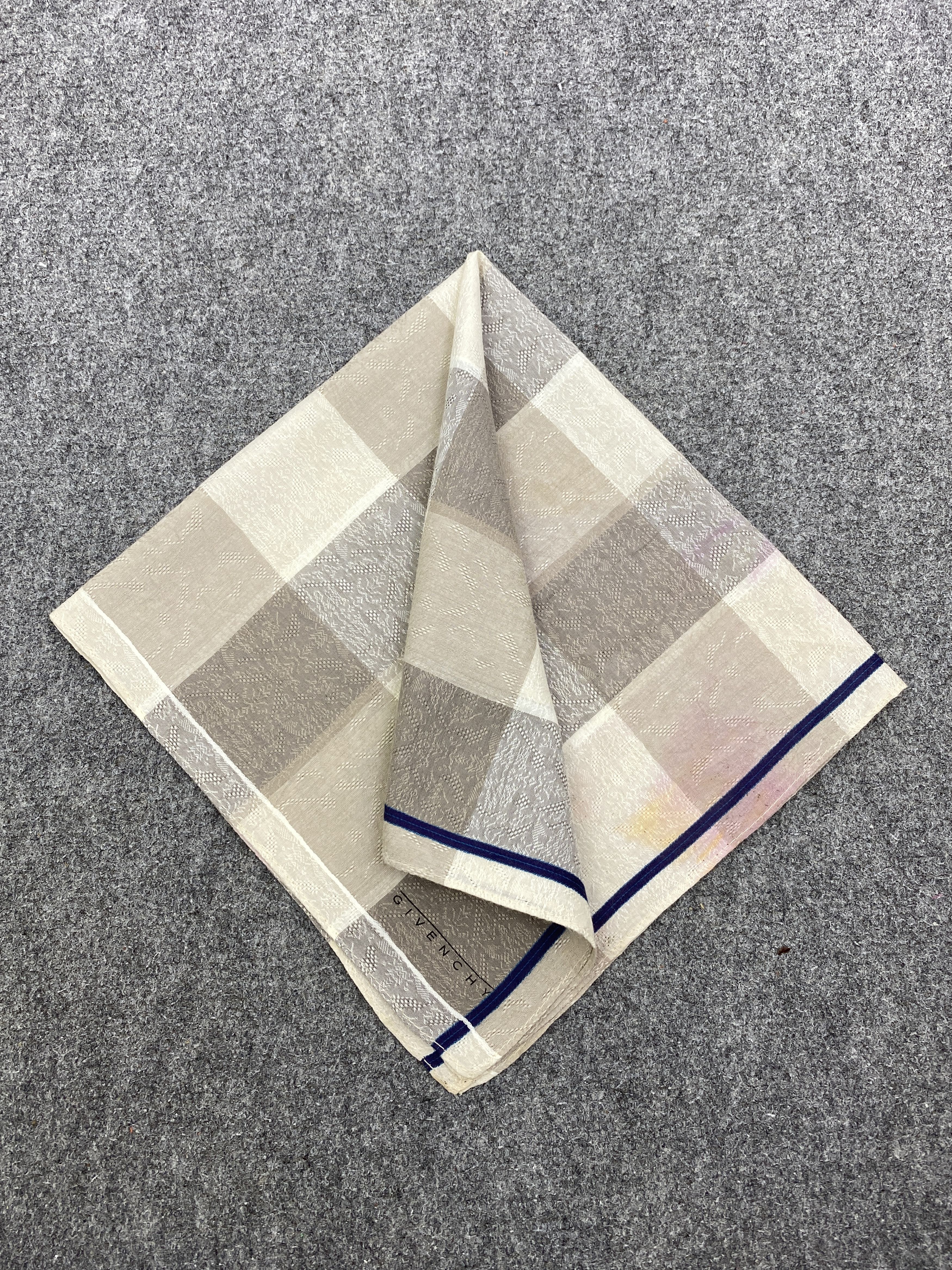 Givenchy Vintage Givenchy Handkerchief / Neckerchief HKC1025 Size ONE SIZE - 3 Thumbnail