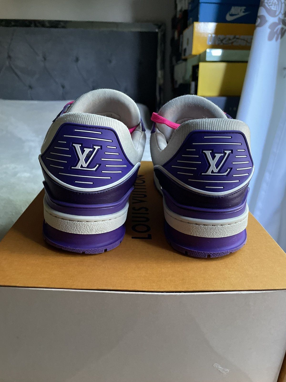 Louis Vuitton Louis Vuitton White Purple Rose Trainer Sneaker Size US 8.5 / EU 41-42 - 9 Thumbnail