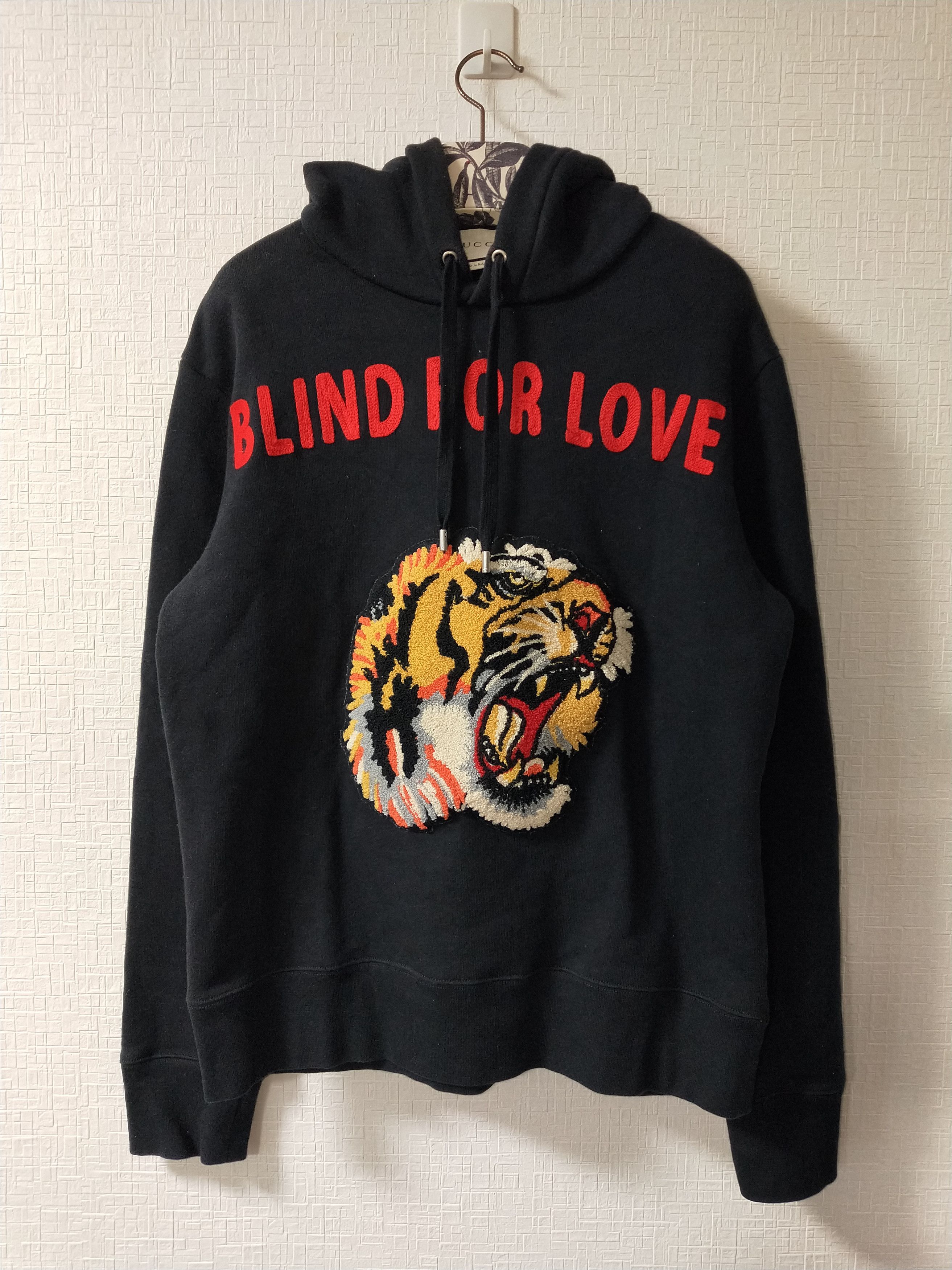 Gucci wolf embroidered hoodie deals