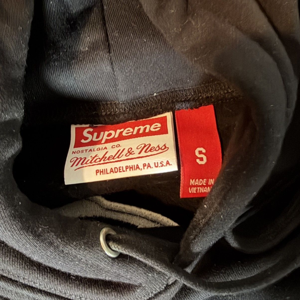 Mitchell & Ness × NCAA × Supreme Supreme x Mitchel & Ness NCAA Georgetown Hoodie Size US S / EU 44-46 / 1 - 8 Thumbnail