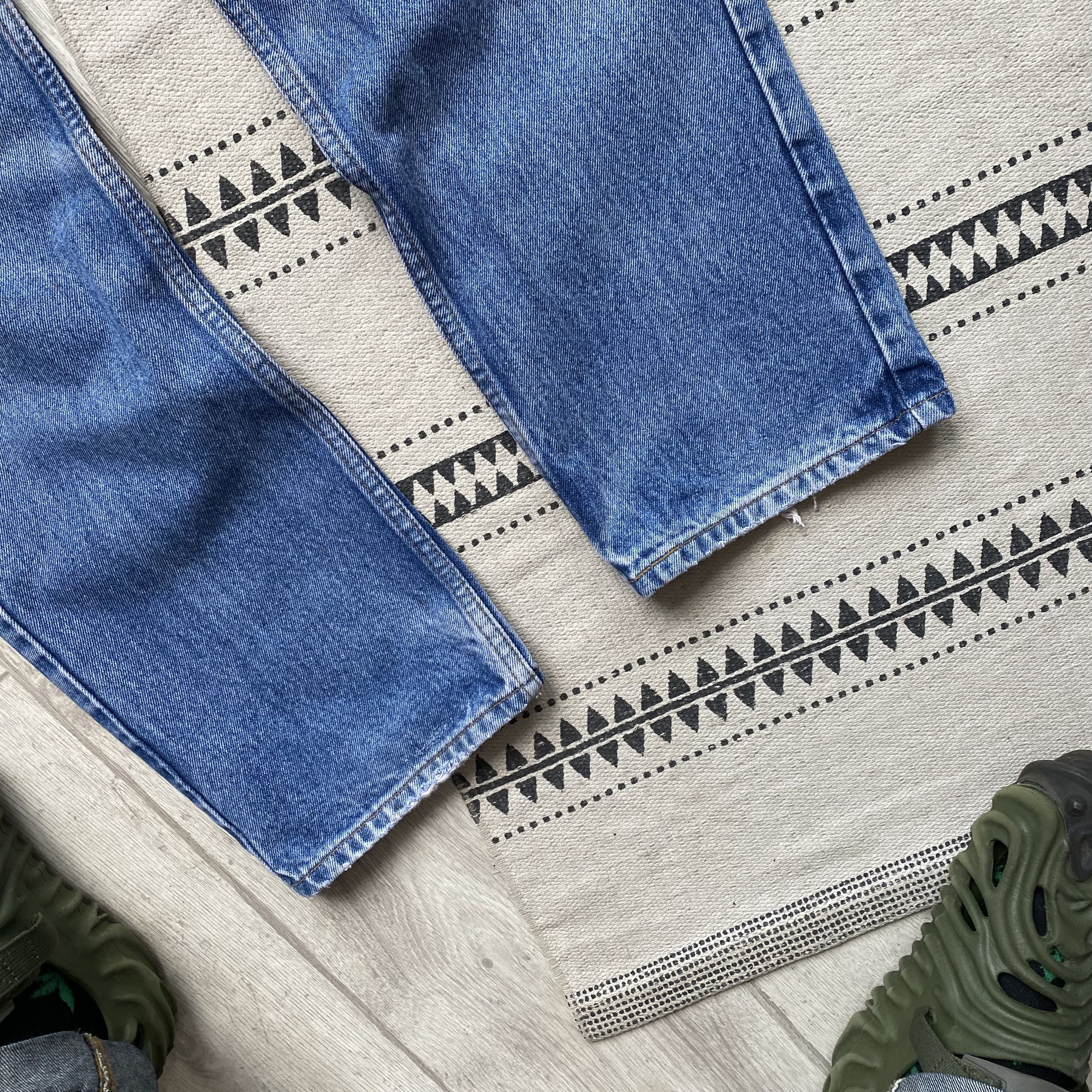 Levi's Vintage Clothing 👖Vintage 90's Distressed Levis jeans 505 Denim pants Y2K Size US 32 / EU 48 - 3 Thumbnail