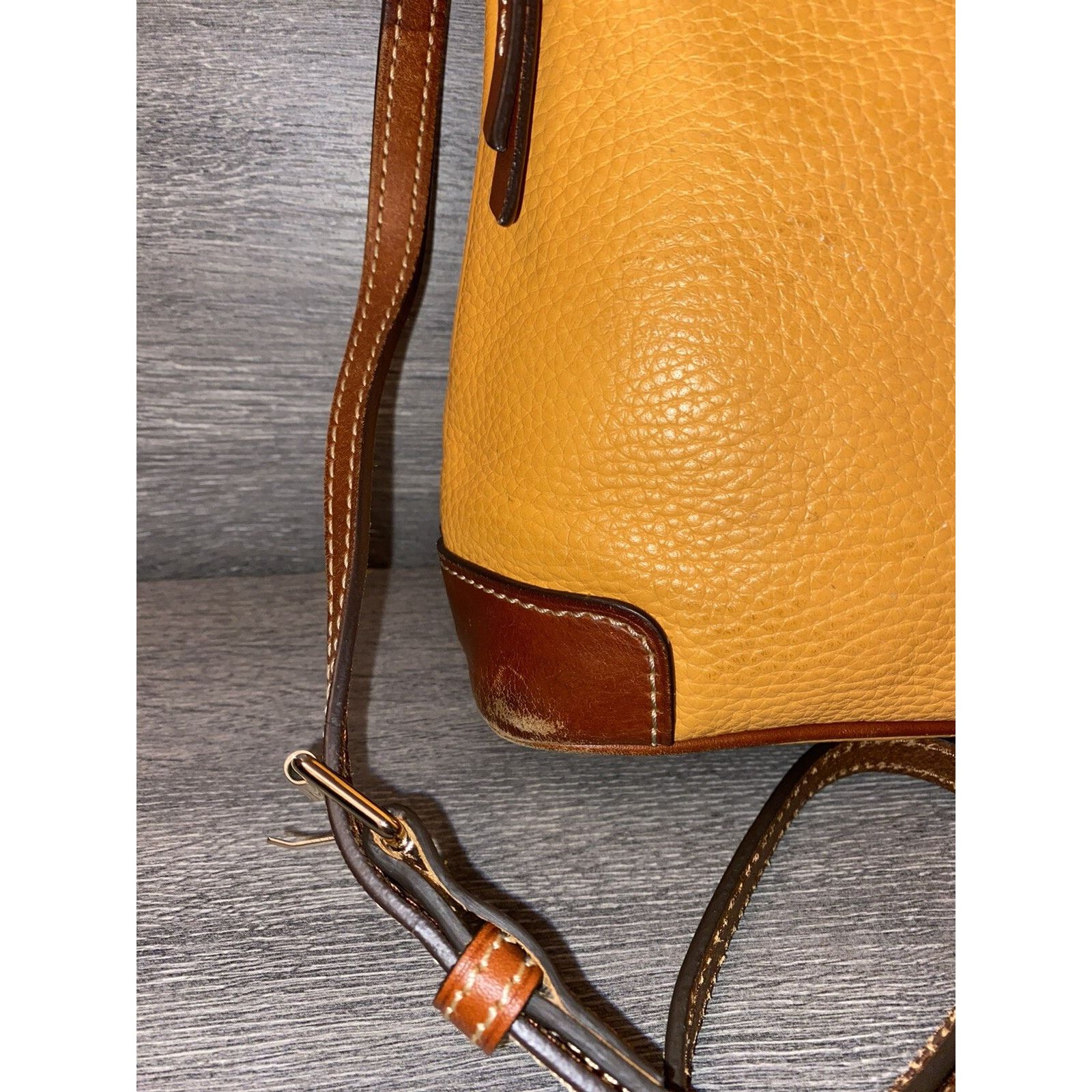 Dooney & Bourke Dooney & Bourke Pebble Leather Crossbody bag marigol A260501 Size ONE SIZE - 2 Thumbnail