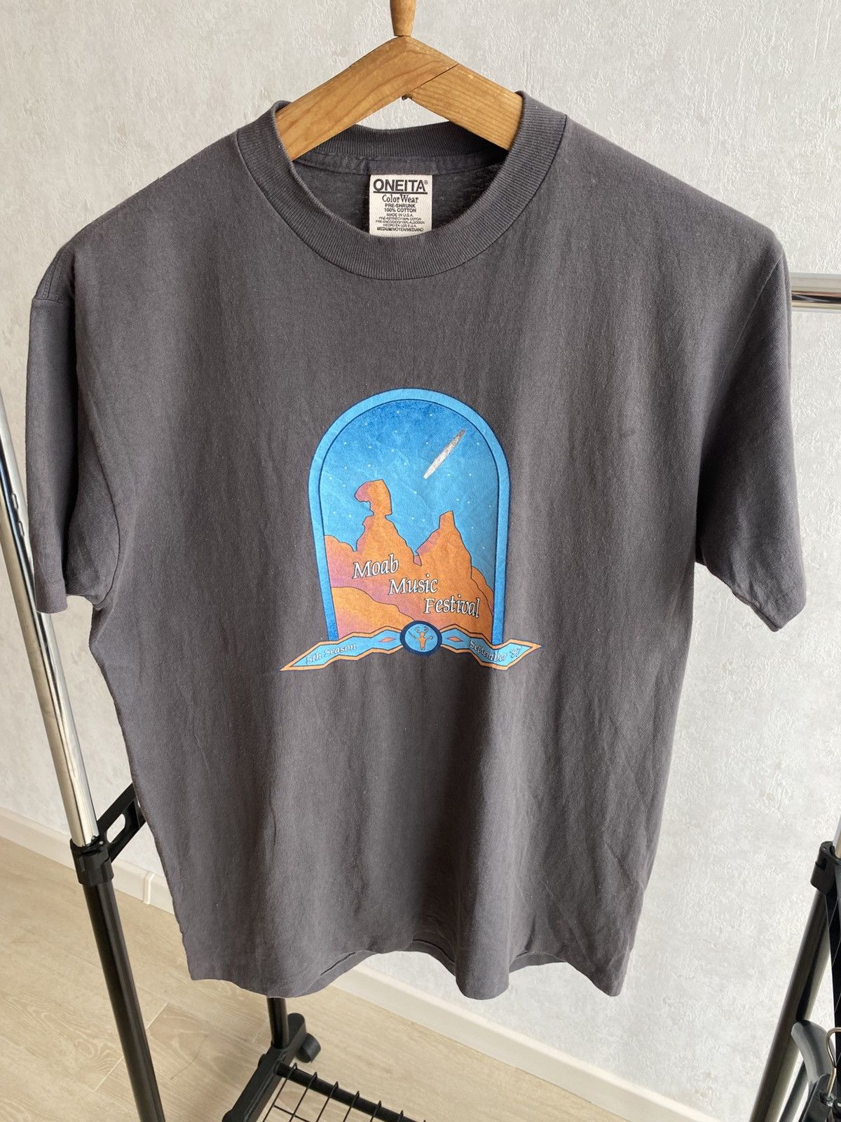 Vintage Vintage ONEITA T-Shirt | Music Festival 1997 Size US M / EU 48-50 / 2 - 1 Thumbnail