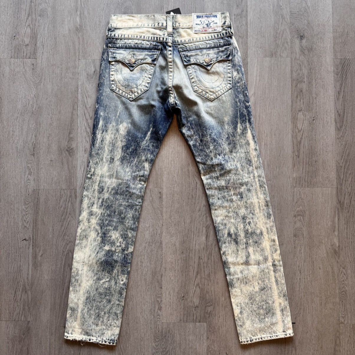 True Religion True Religion Stone/Bleached Wash denim Size US 32 / EU 48 - 2 Thumbnail