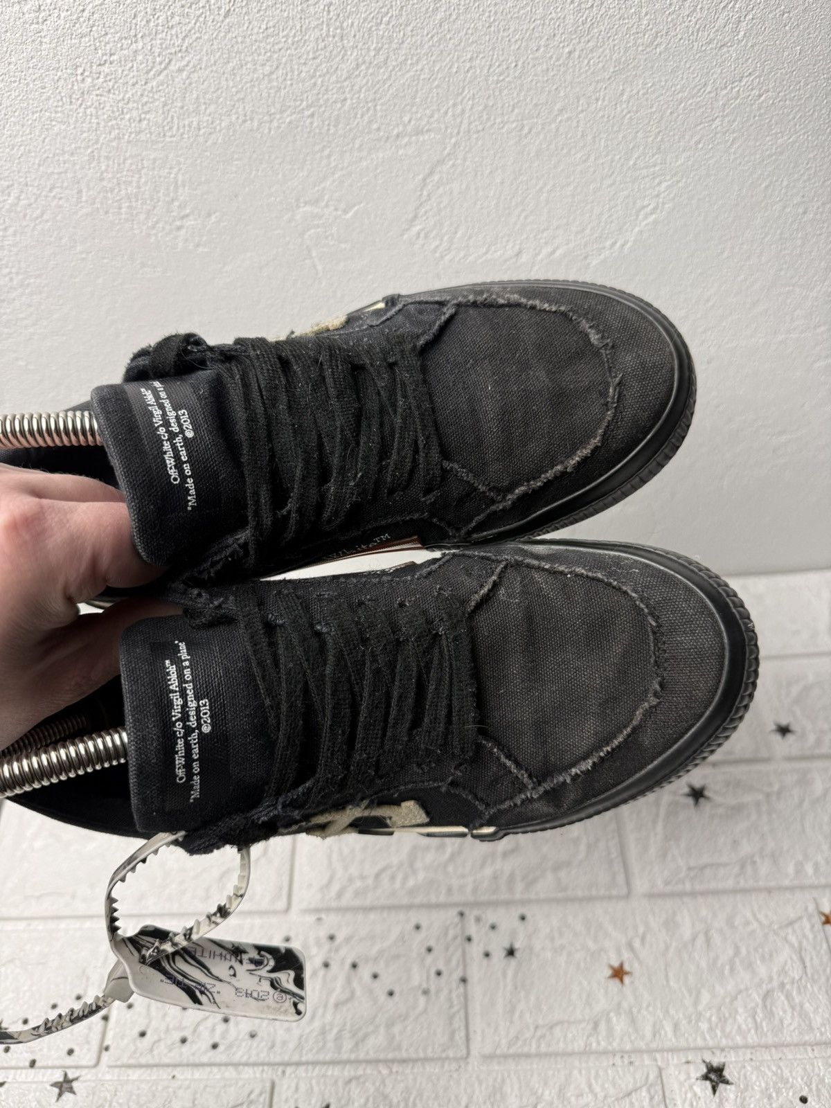 Off-White Off-White Low Vulcanized Canvas US6 UK5.5 EUR38 Sneakers Size US 6 / EU 39 - 3 Thumbnail
