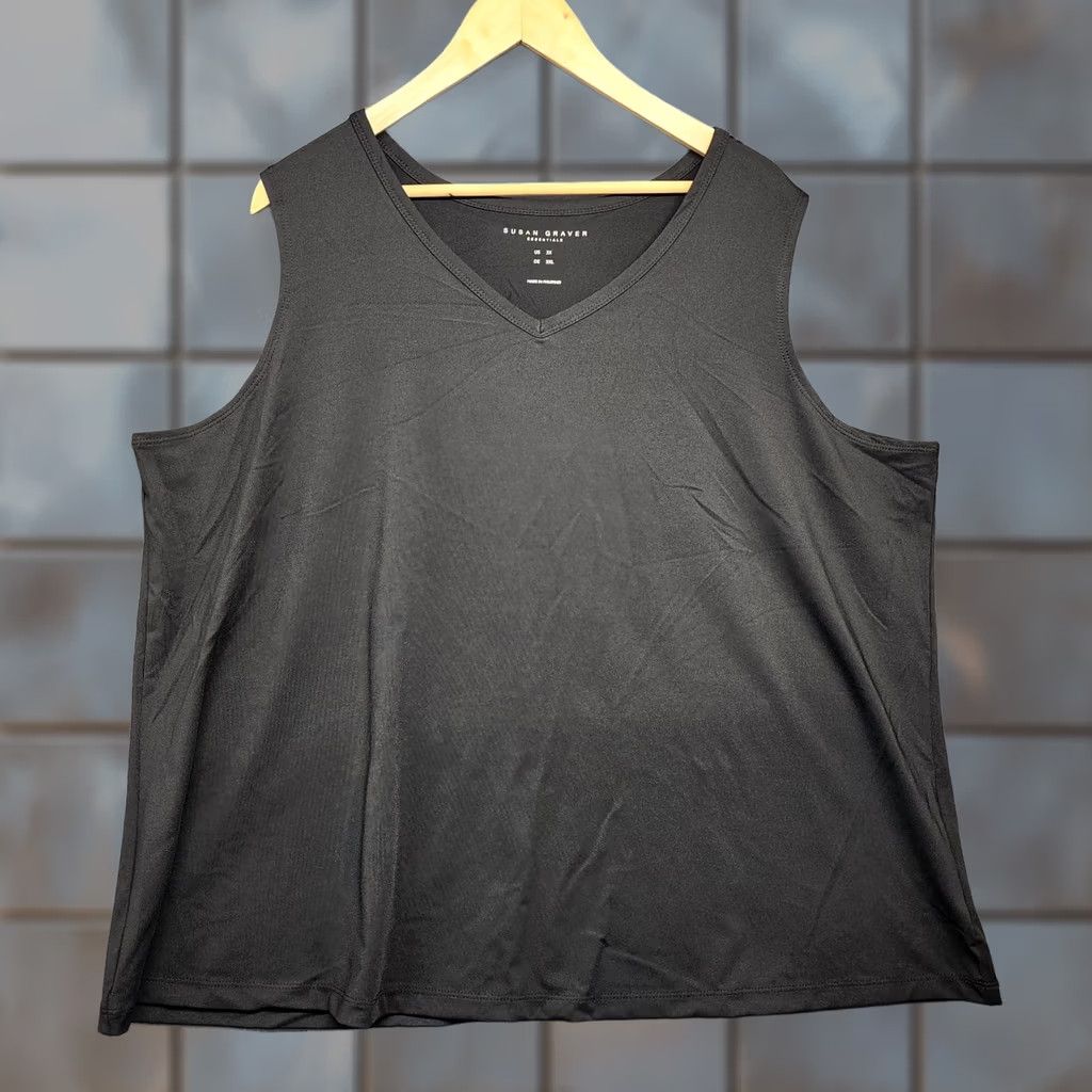 Vintage Susan Graver Essentials Tank Top Womens 3X Tank Plus Black Sleeveless Satin Silky Stretch Liqui d Knit (Liquid Knit) Pullover Machine Washable Basic Size XXL / US 16-18 / IT 52-54 - 1 Thumbnail