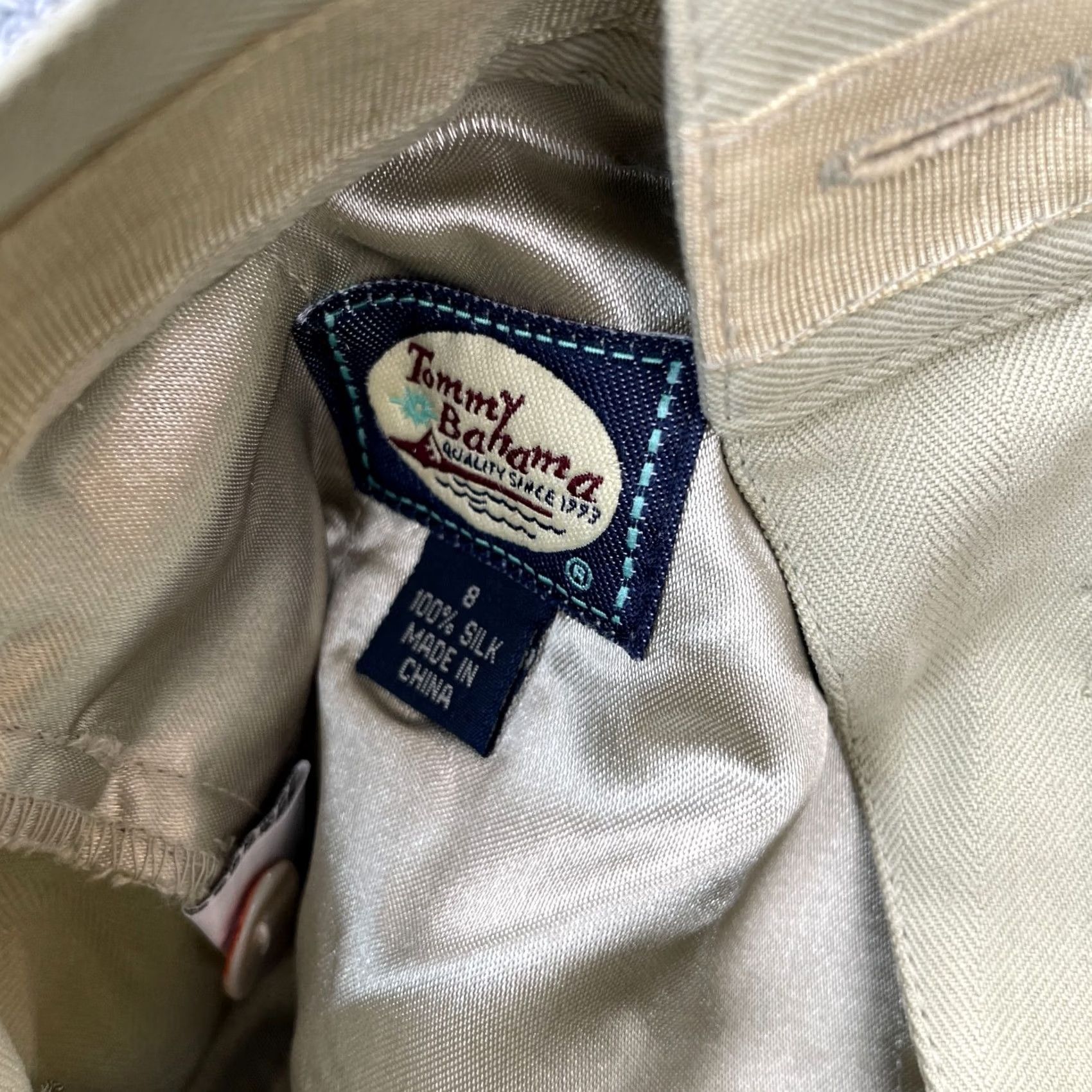 Tommy Bahama Tommy Bahama Pants Womens 8 Beige Silk Chino Straight Leg Hem Cuffed Pleated Front Zipper Button Size 30" / US 8 / IT 44 - 3 Thumbnail