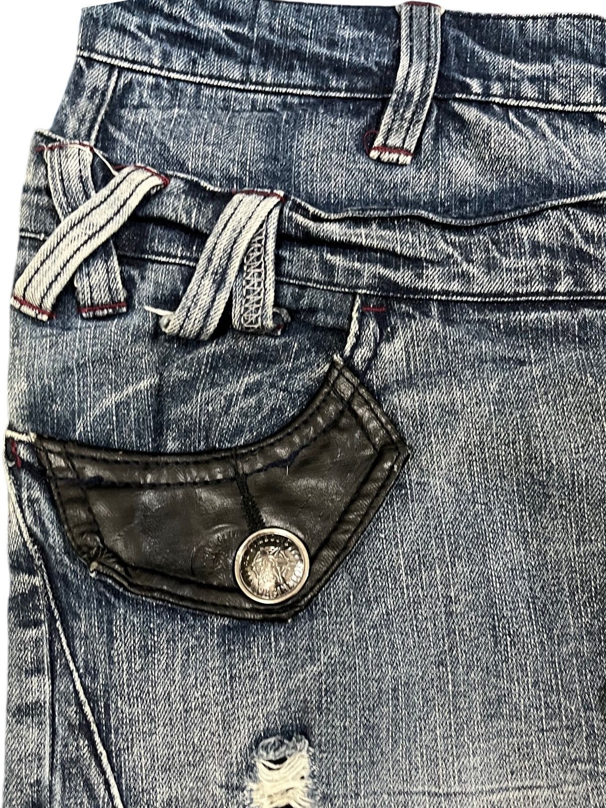 Who Decides War Vintage Originalstyle Double Waist Distressed Denim Size US 31 - 5 Thumbnail