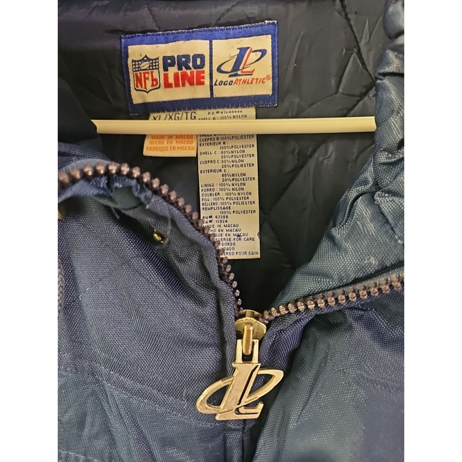 Pro Line Denver Broncos Jacket Mens XL Pro Line Logo Athletic Puffer Size US XL / EU 56 / 4 - 6 Thumbnail