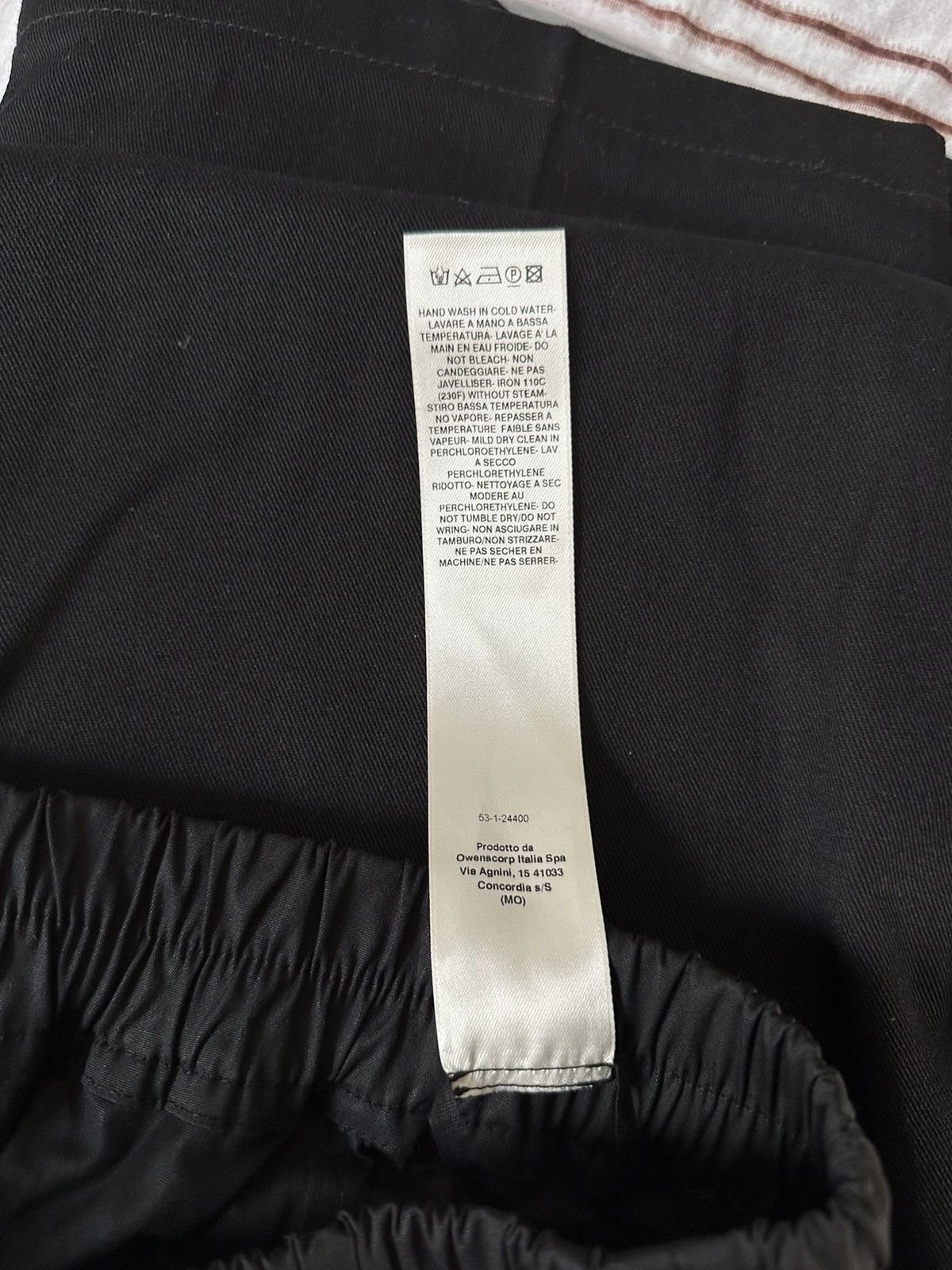 Rick Owens RARE SIZE RICK OWENS CARGO SHORTS Size US 28 / EU 44 - 11 Thumbnail