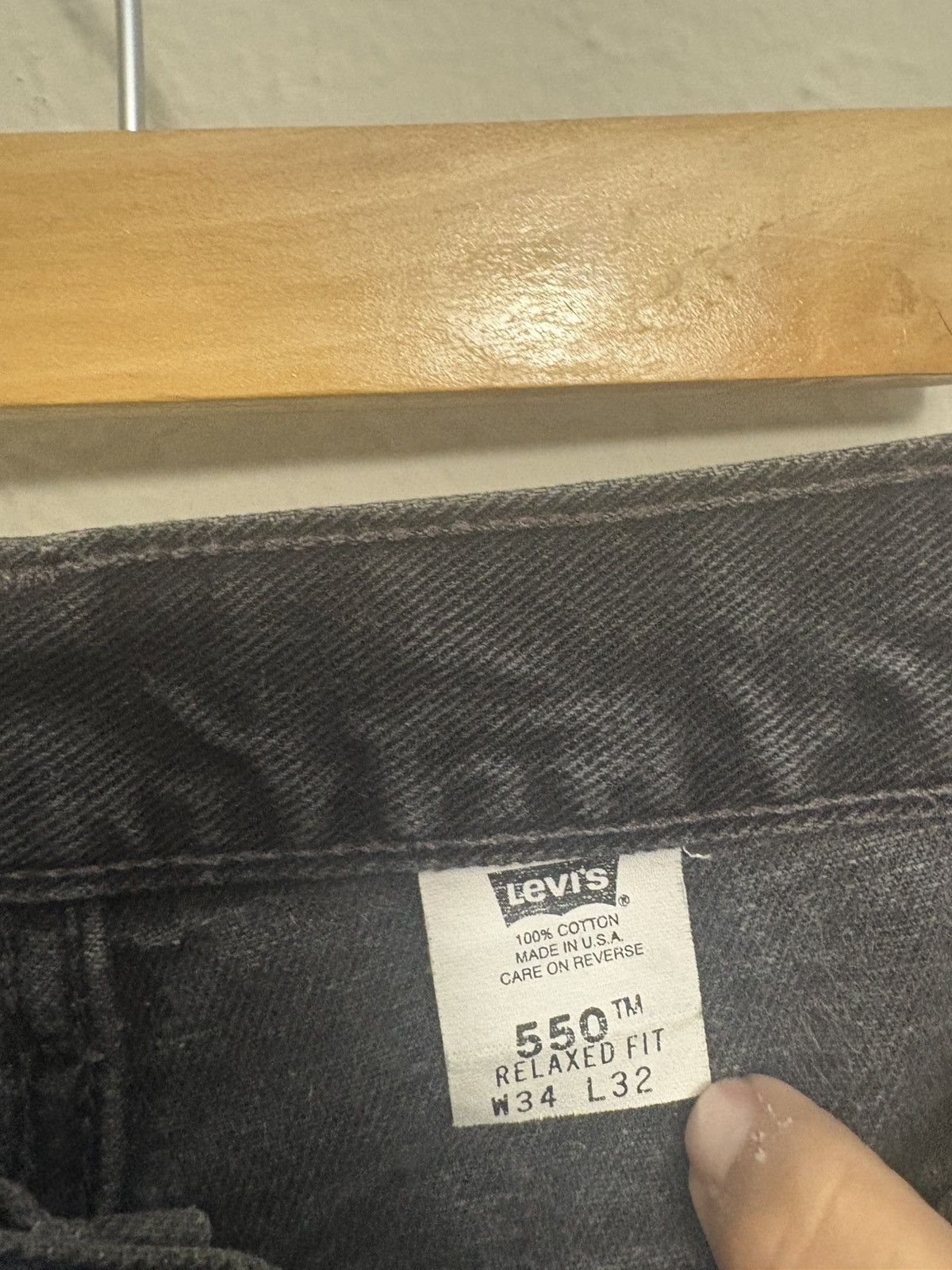 Levi's Vintage Levis 550 34x32 made in the USA black denims Size US 34 / EU 50 - 4 Thumbnail