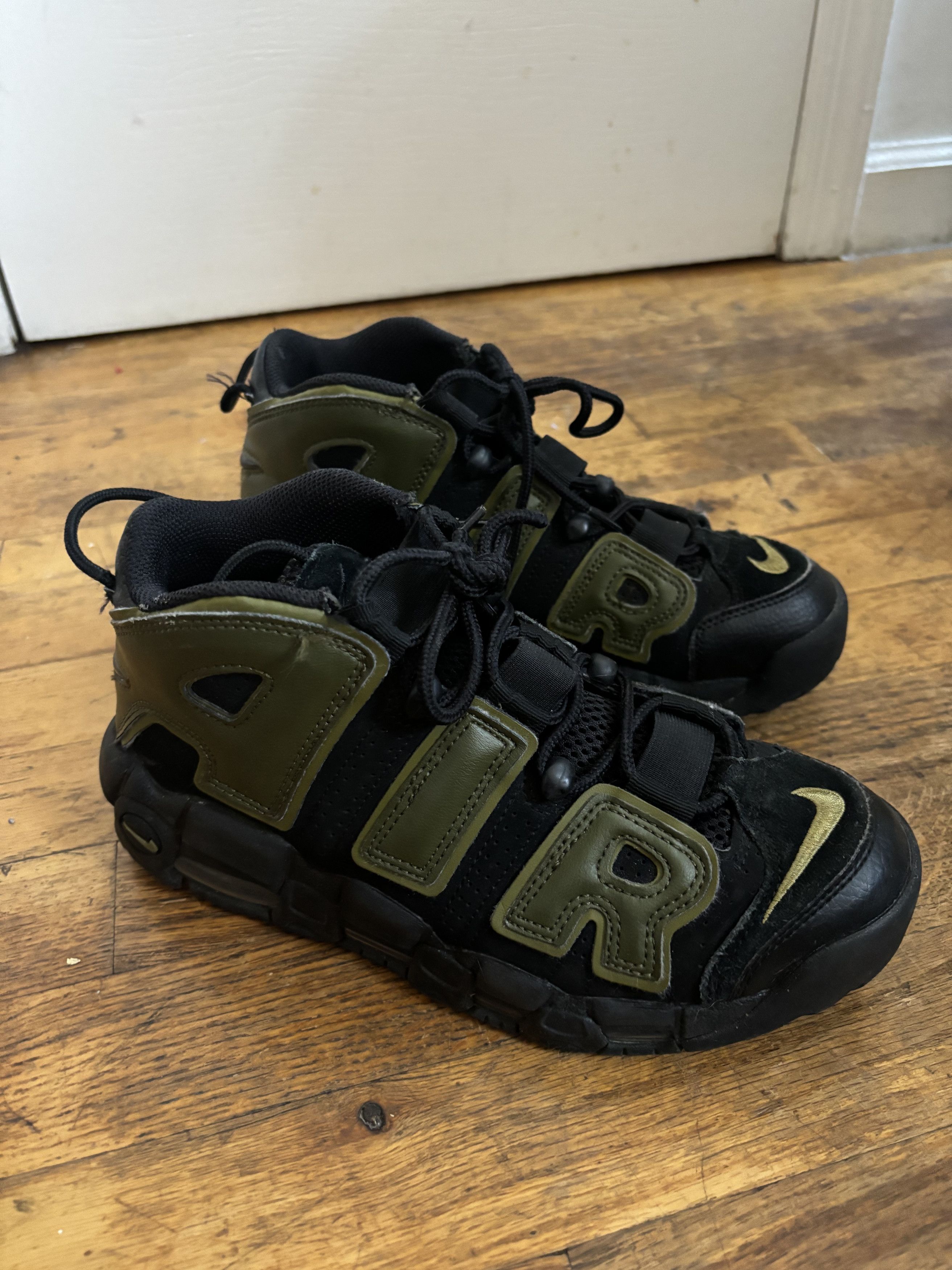 Nike Nike Air More Uptempo Size US 6.5 / EU 39-40 - 1 Thumbnail