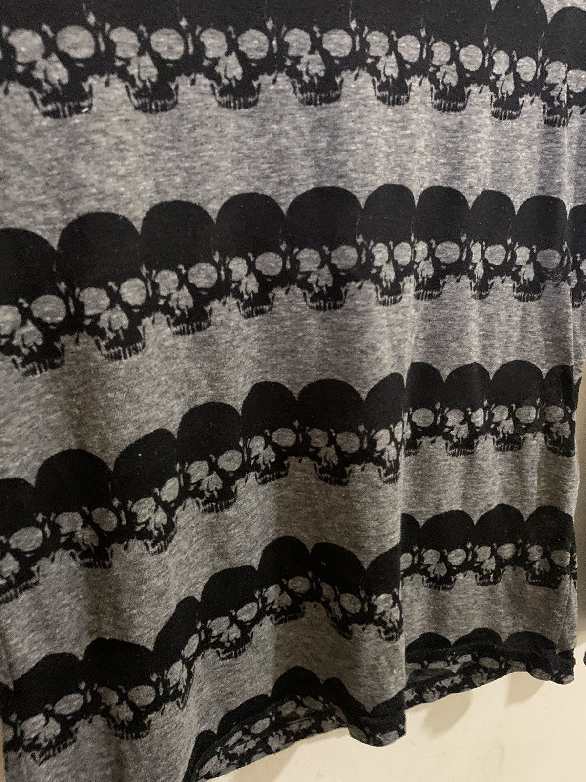 Japanese Brand Japanese Brand KUI Skull Rock Metal Long Sleeve Size S / US 4 / IT 40 - 7 Thumbnail