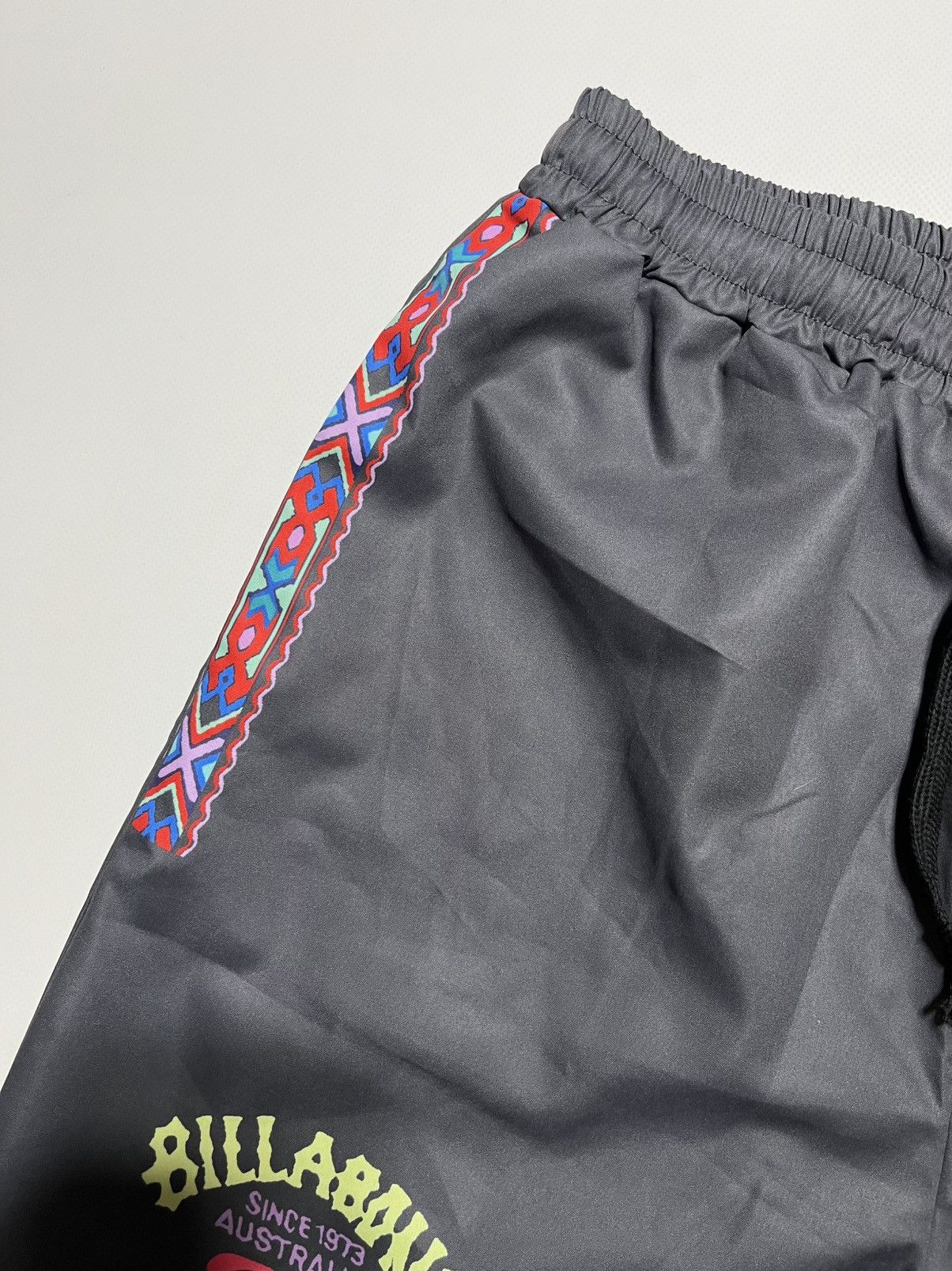 Billabong Vintage 90’s Billabong Aztec surf swim shorts Size US 34 / EU 50 - 4 Thumbnail