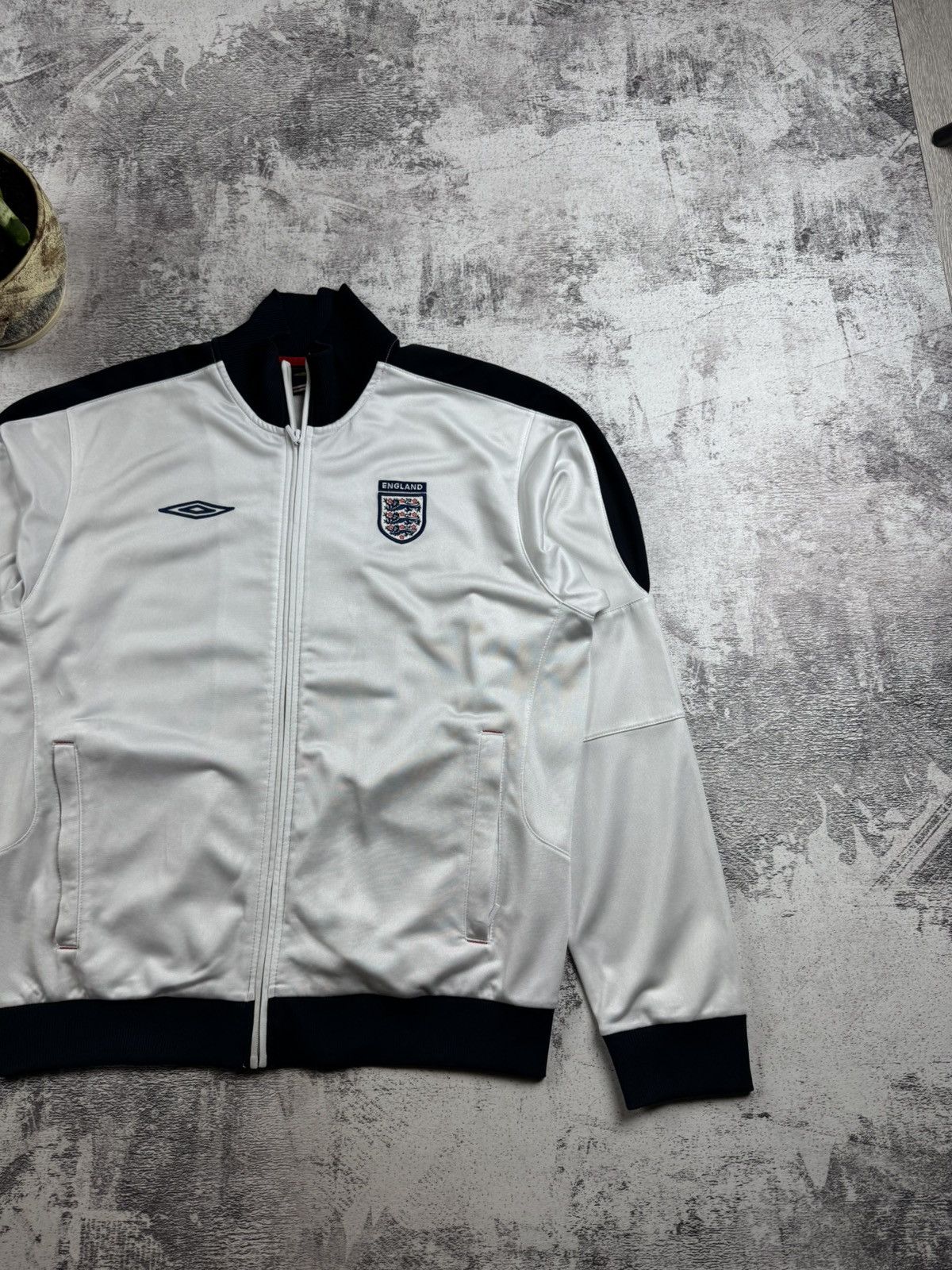 Umbro England Track National Vintage Training Umbro Soccer Football Zip Jacket Jersey Size US L / EU 52-54 / 3 - 3 Thumbnail