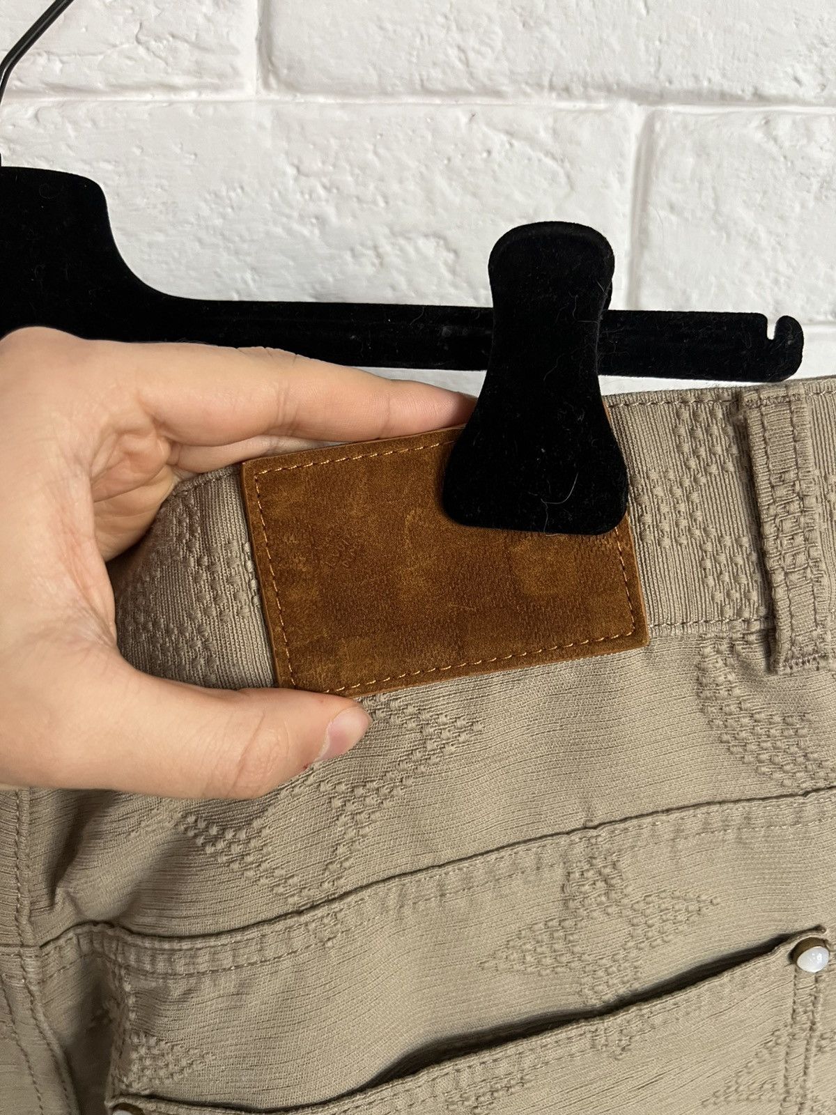 Louis Vuitton Louis Vuitton emroided skate pants Size US 36 / EU 52 - 5 Thumbnail